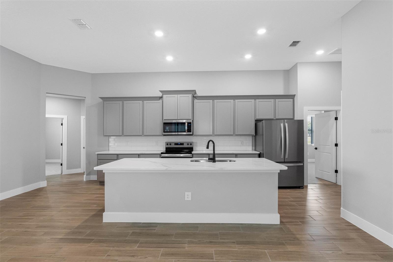 13509 WALDEN SHEFFIELD RD, DOVER, FL — photo 4