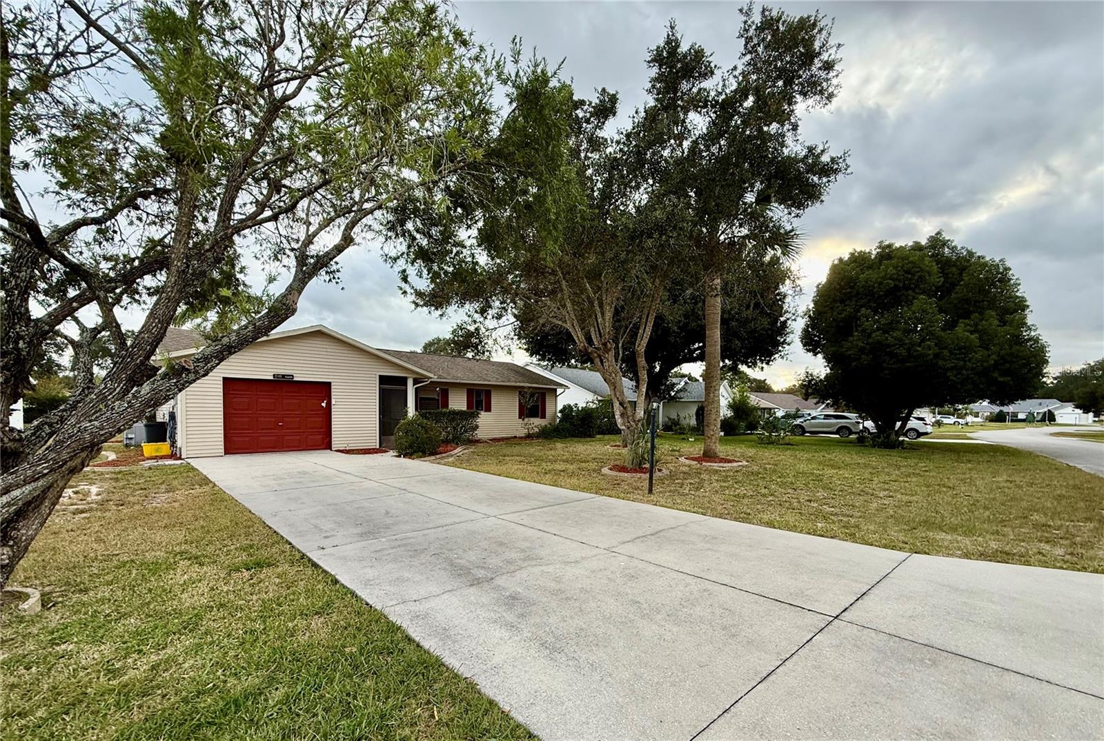 2105 GREENLAW CT #2105, LEESBURG, FL — photo 46
