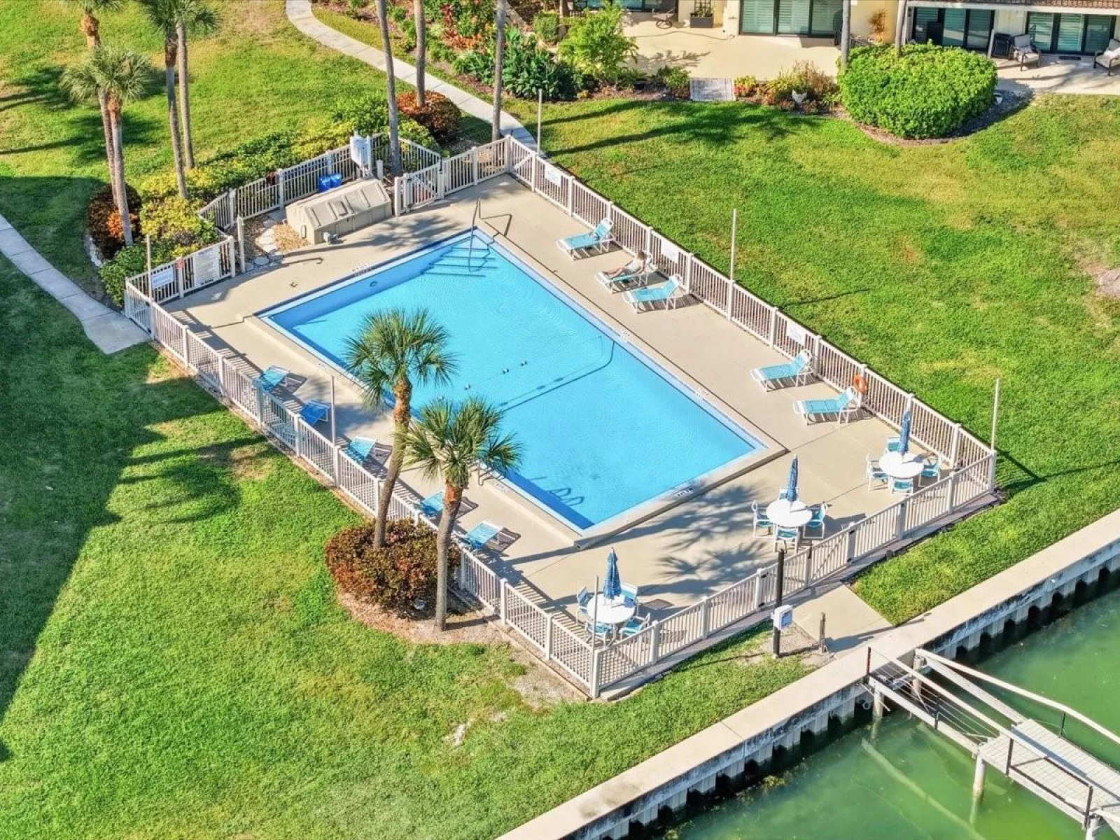 7520 SUNSHINE SKYWAY LN S #T19, ST PETERSBURG, FL — photo 8