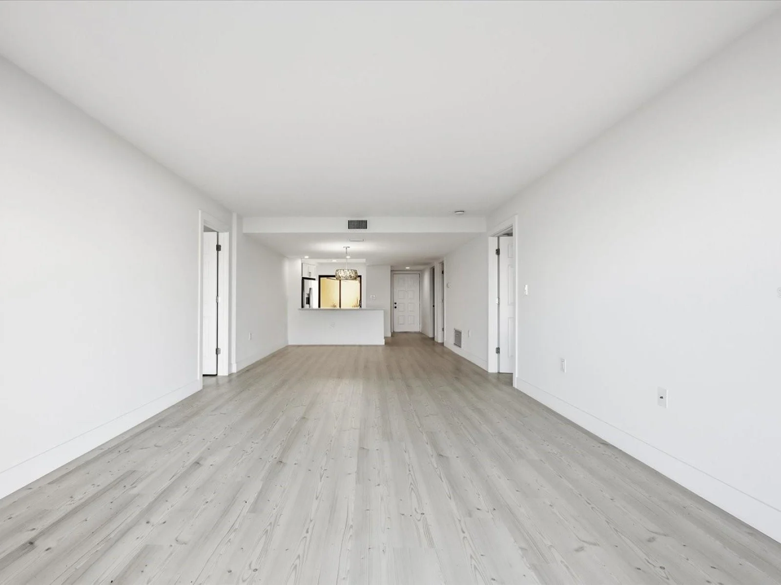 7520 SUNSHINE SKYWAY LN S #T19, ST PETERSBURG, FL — photo 19