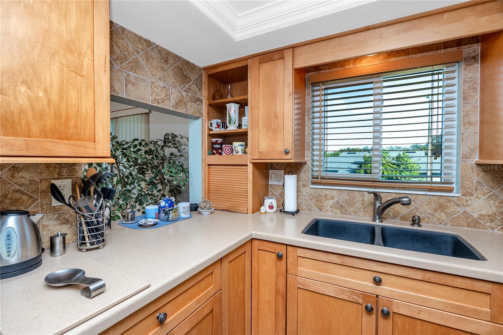 2737 ENTERPRISE RD E #112, CLEARWATER, FL — photo 17