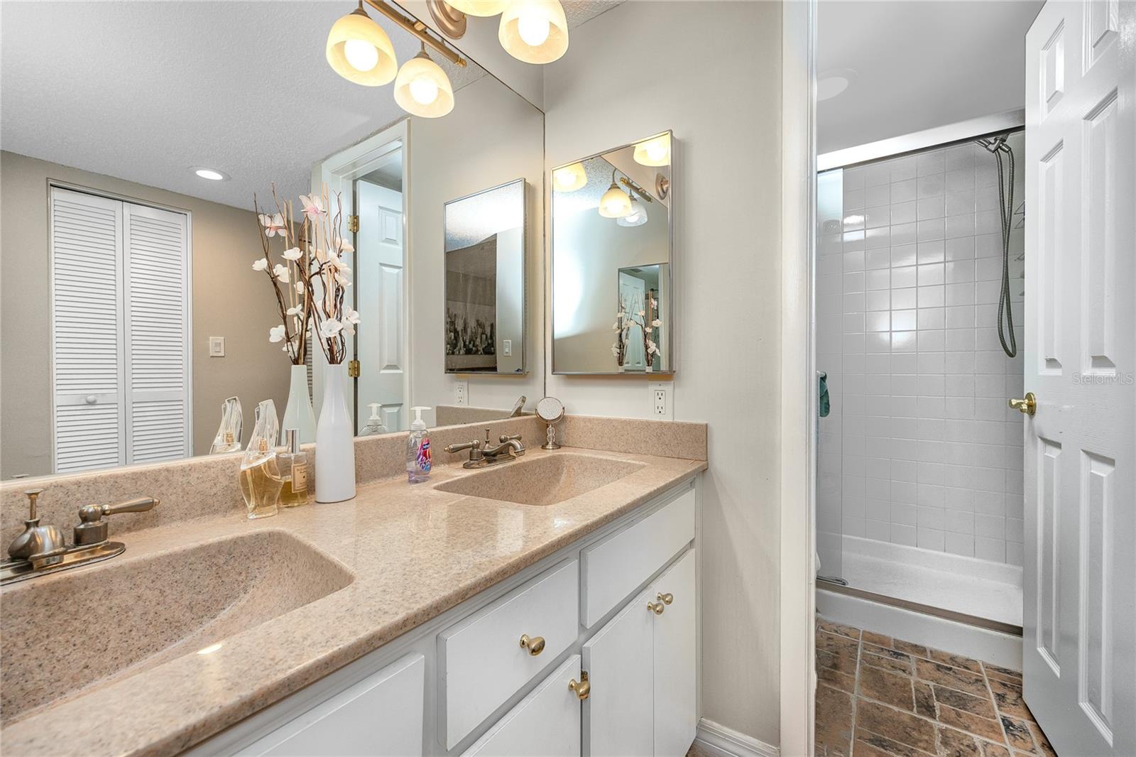 2737 ENTERPRISE RD E #112, CLEARWATER, FL — photo 26