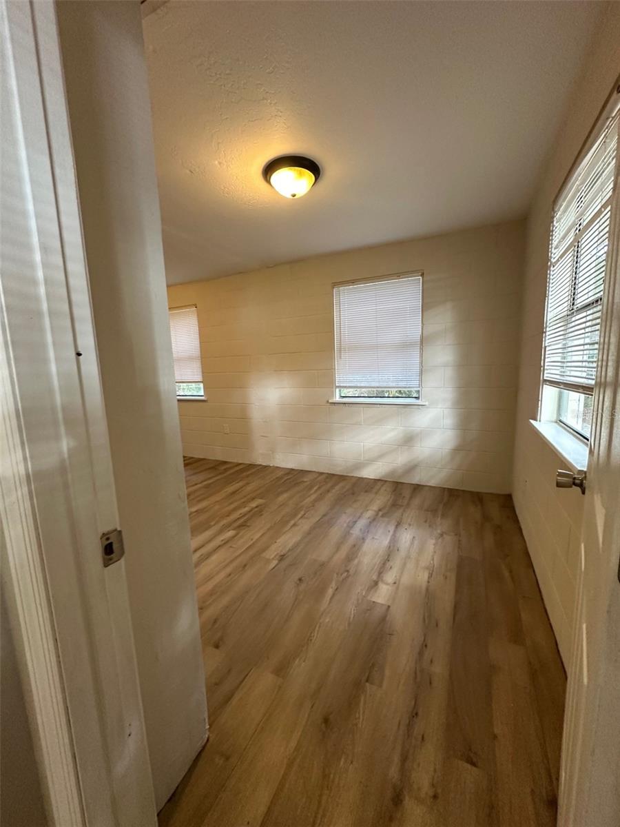 657 NE WALDO RD, GAINESVILLE, FL — photo 11