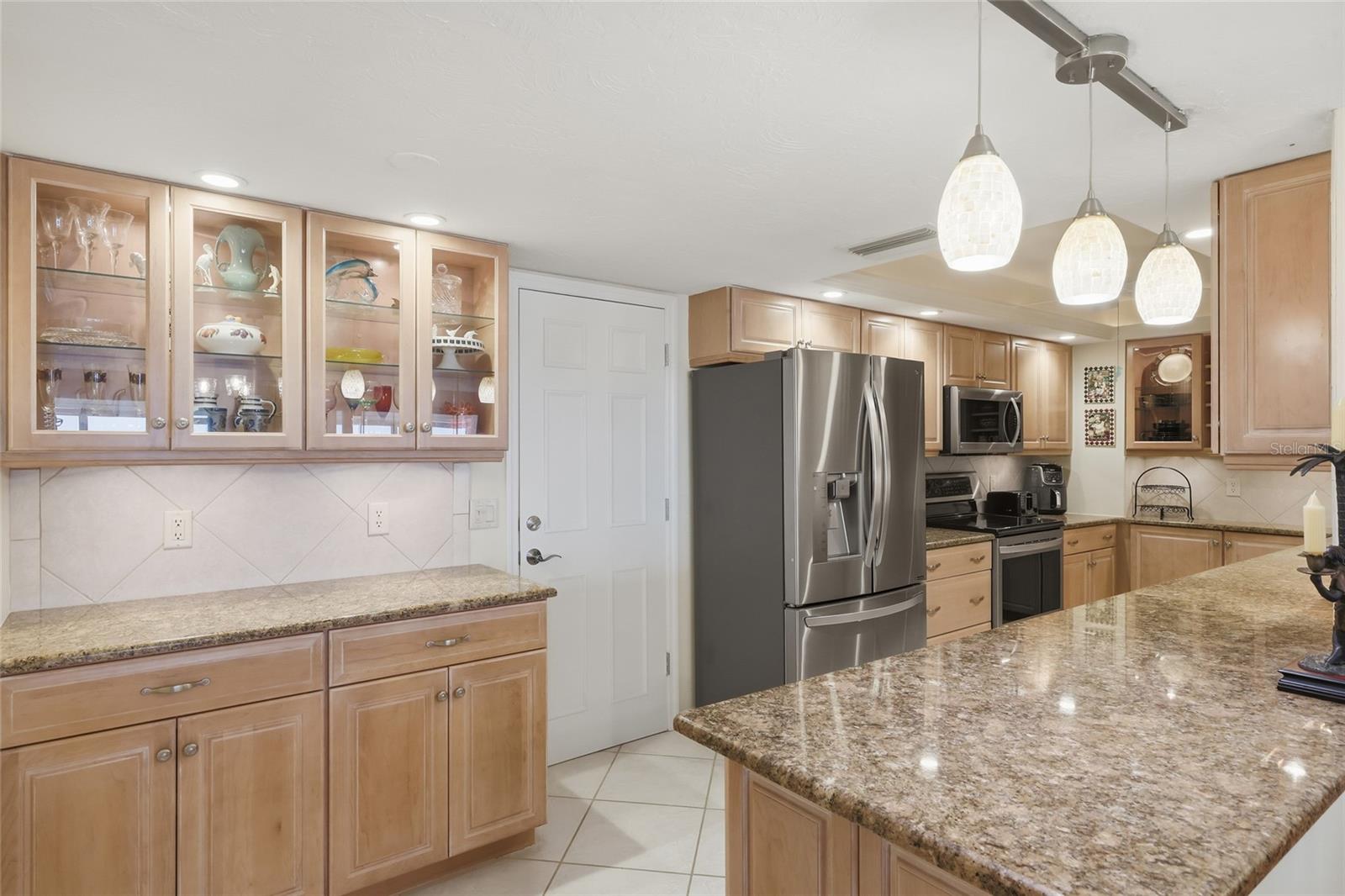 1750 BENJAMIN FRANKLIN DR #9B, SARASOTA, FL — photo 10
