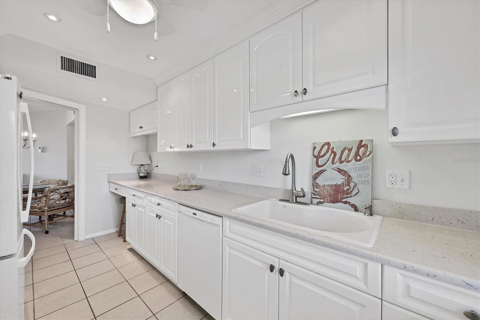 4825 GULF OF MEXICO DR #202, LONGBOAT KEY, FL — photo 15