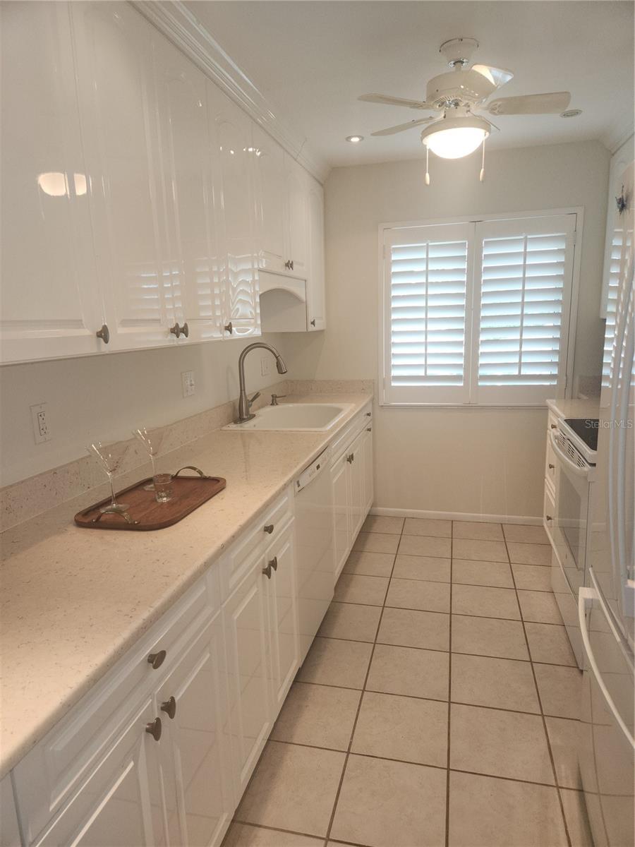 4825 GULF OF MEXICO DR #202, LONGBOAT KEY, FL — photo 17