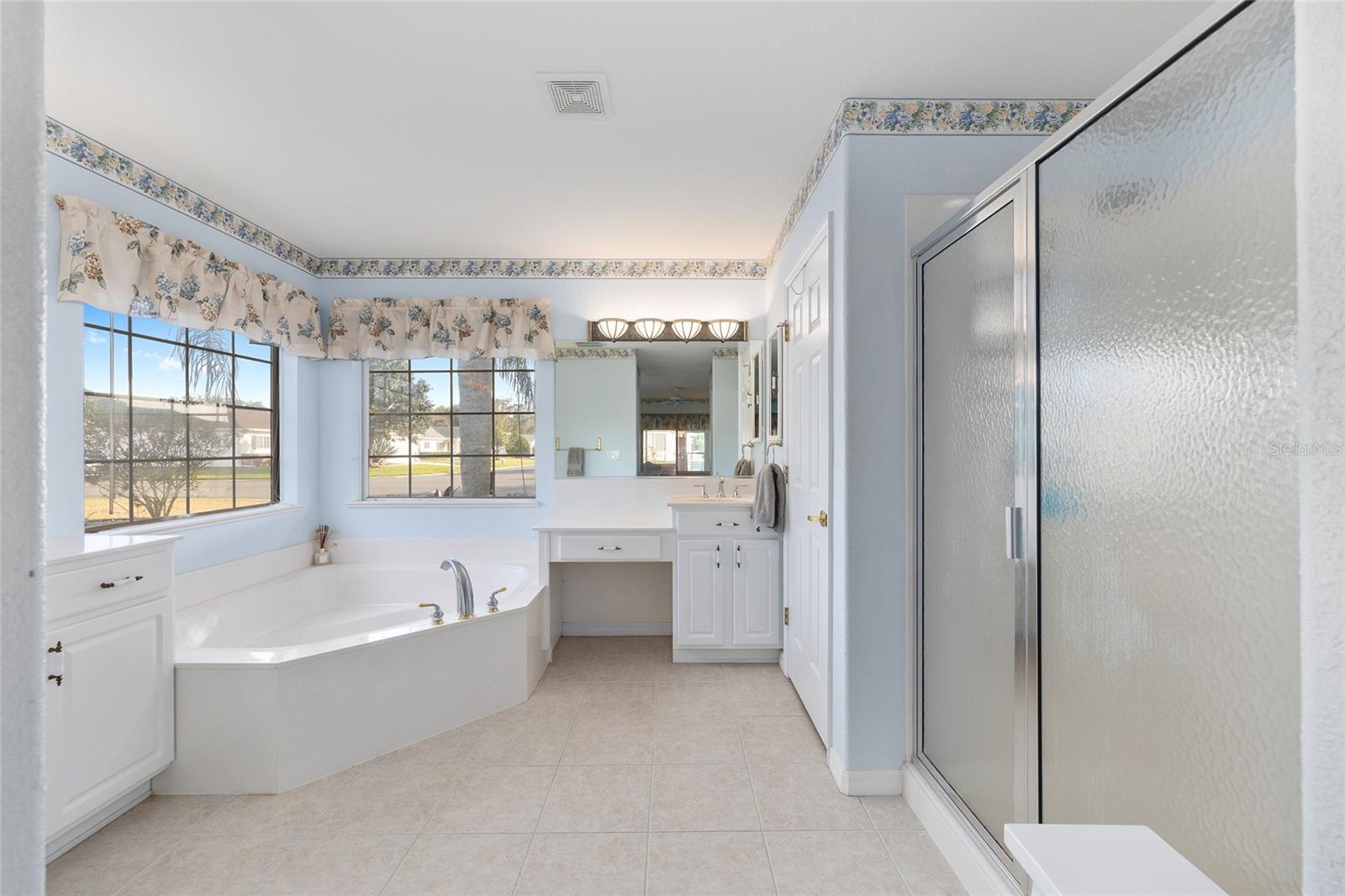 8789 SE 136TH LN, SUMMERFIELD, FL — photo 21