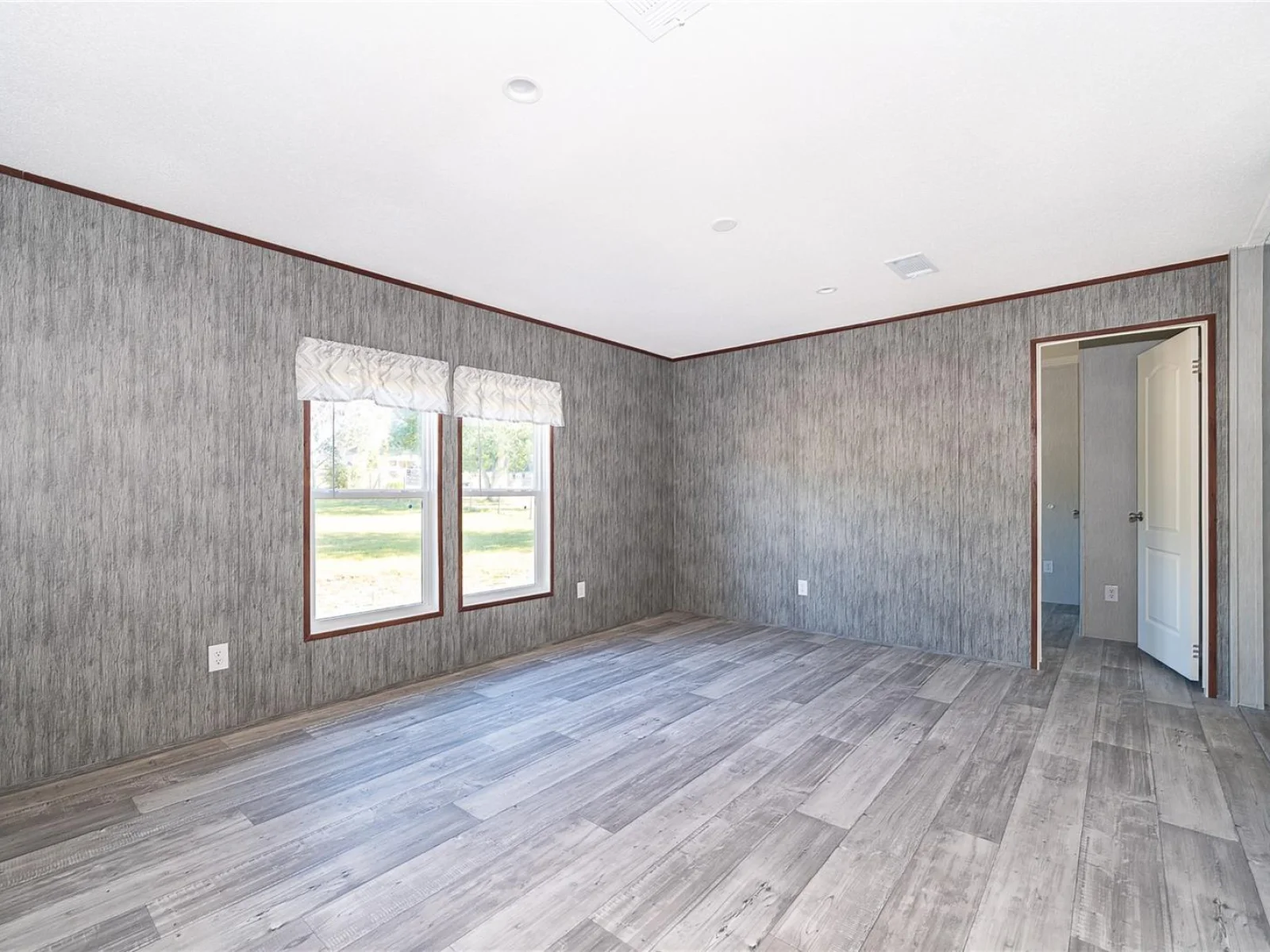 31811 PINE DR, DELAND, FL — photo 16