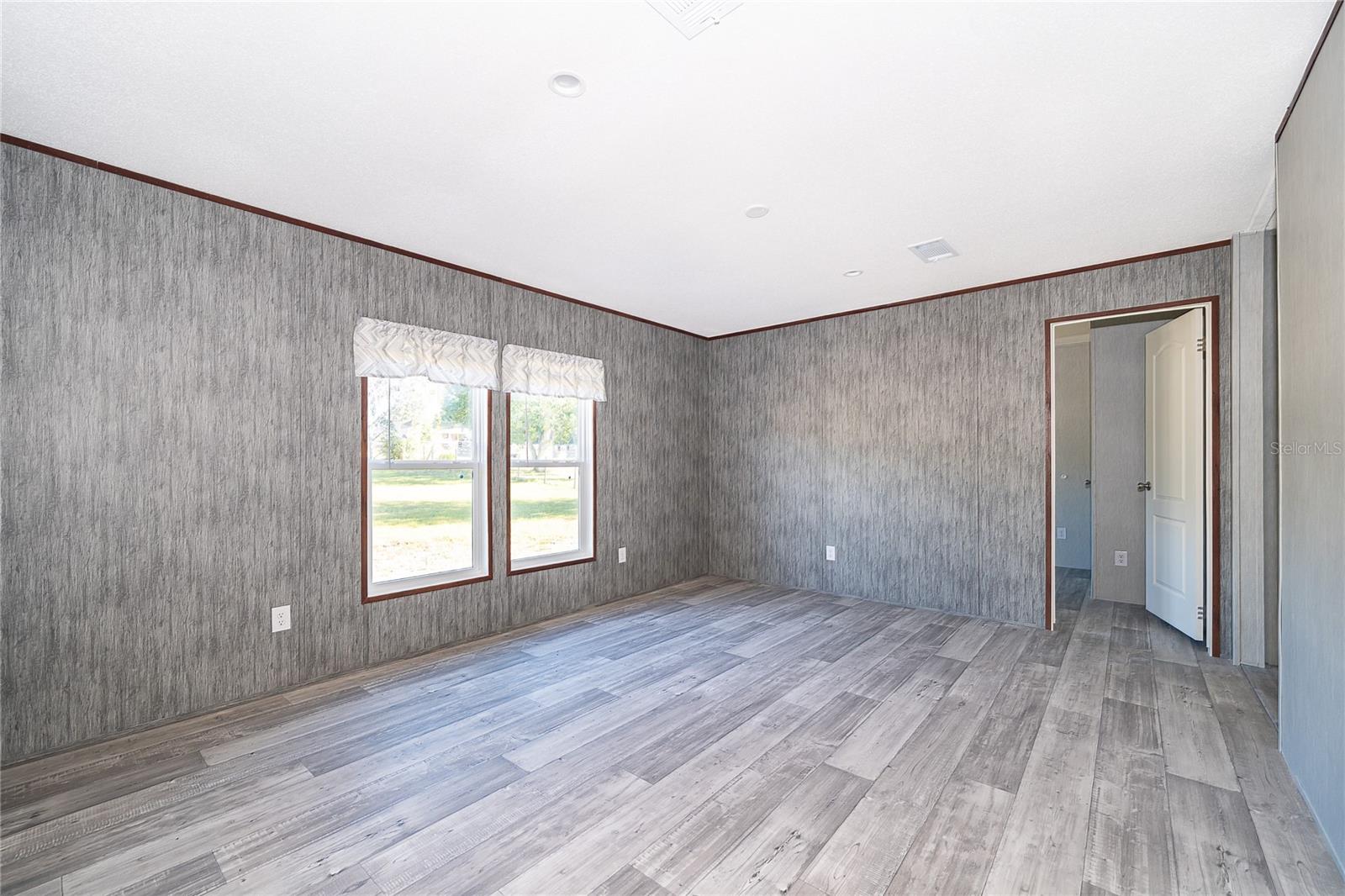 31811 PINE DR, DELAND, FL — photo 15