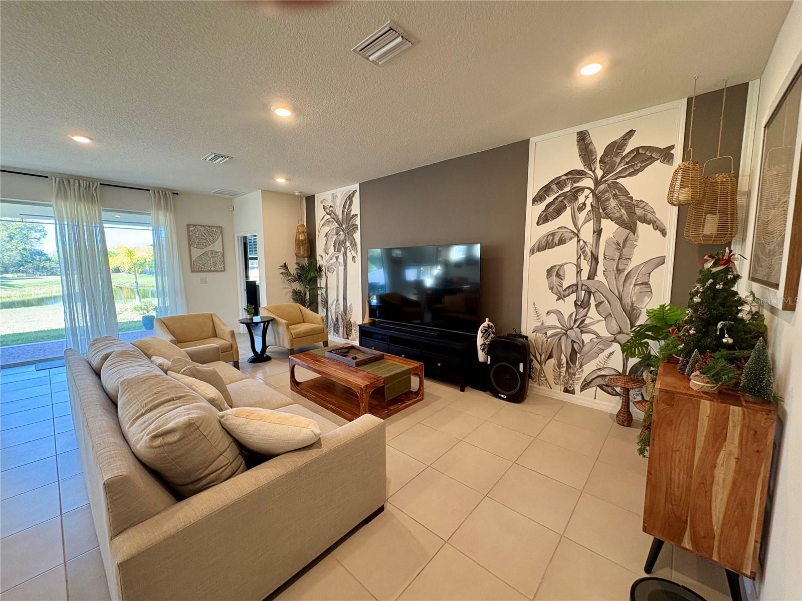 13329 WATERLEAF GARDEN CIR, RIVERVIEW, FL — photo 2