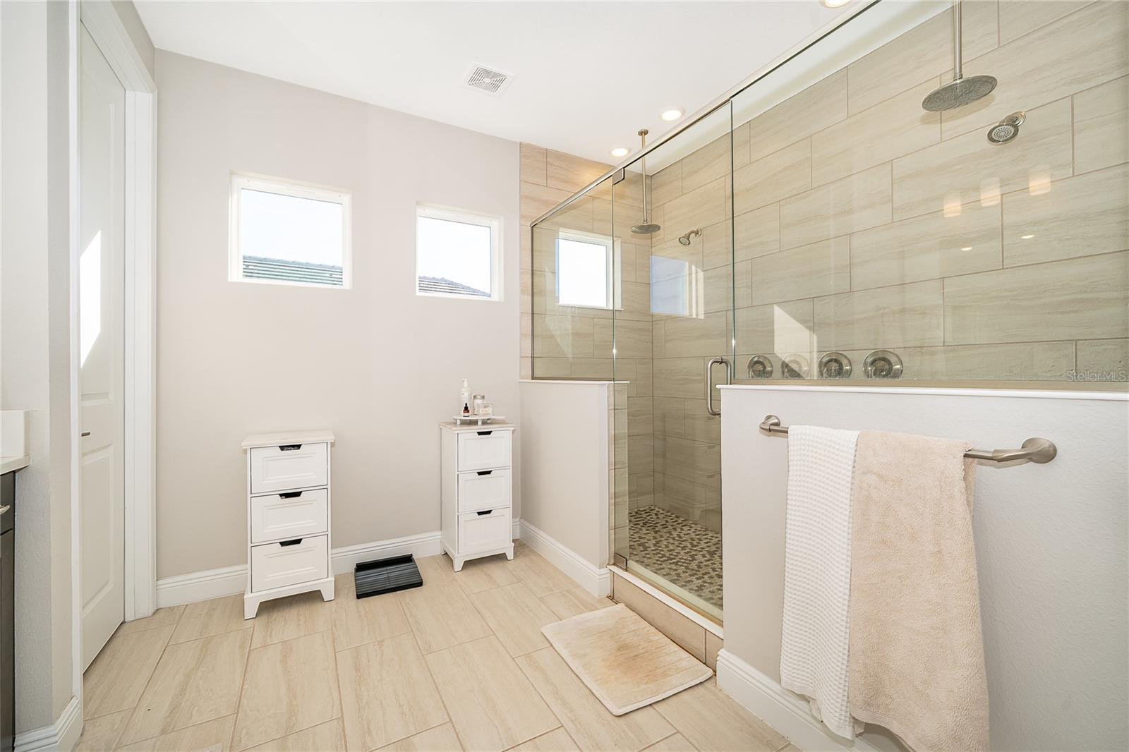 16033 VOLTERRA PT, BELLA COLLINA, FL — photo 57