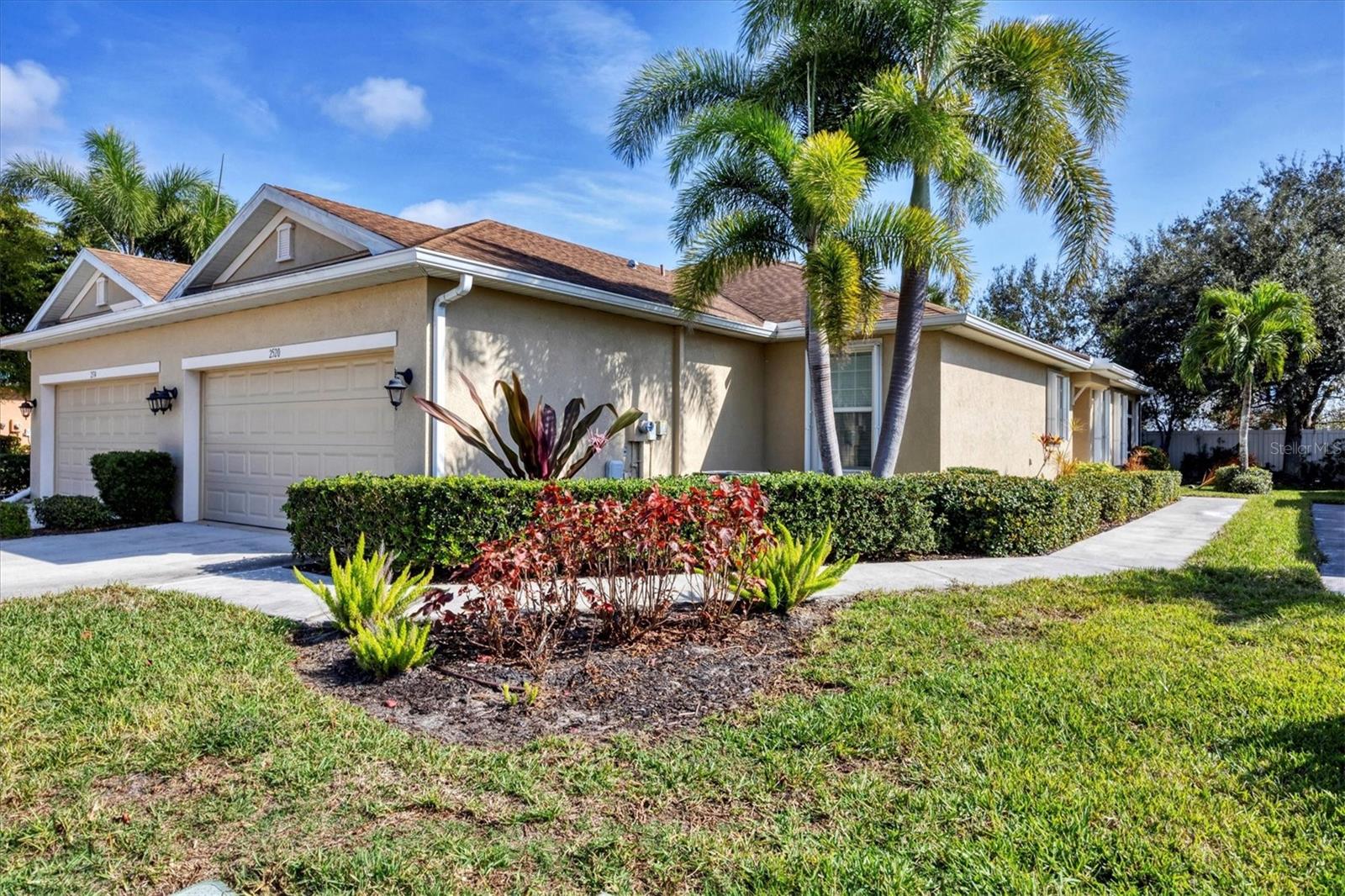 2520 TERRACINA DR, VENICE, FL — photo 2