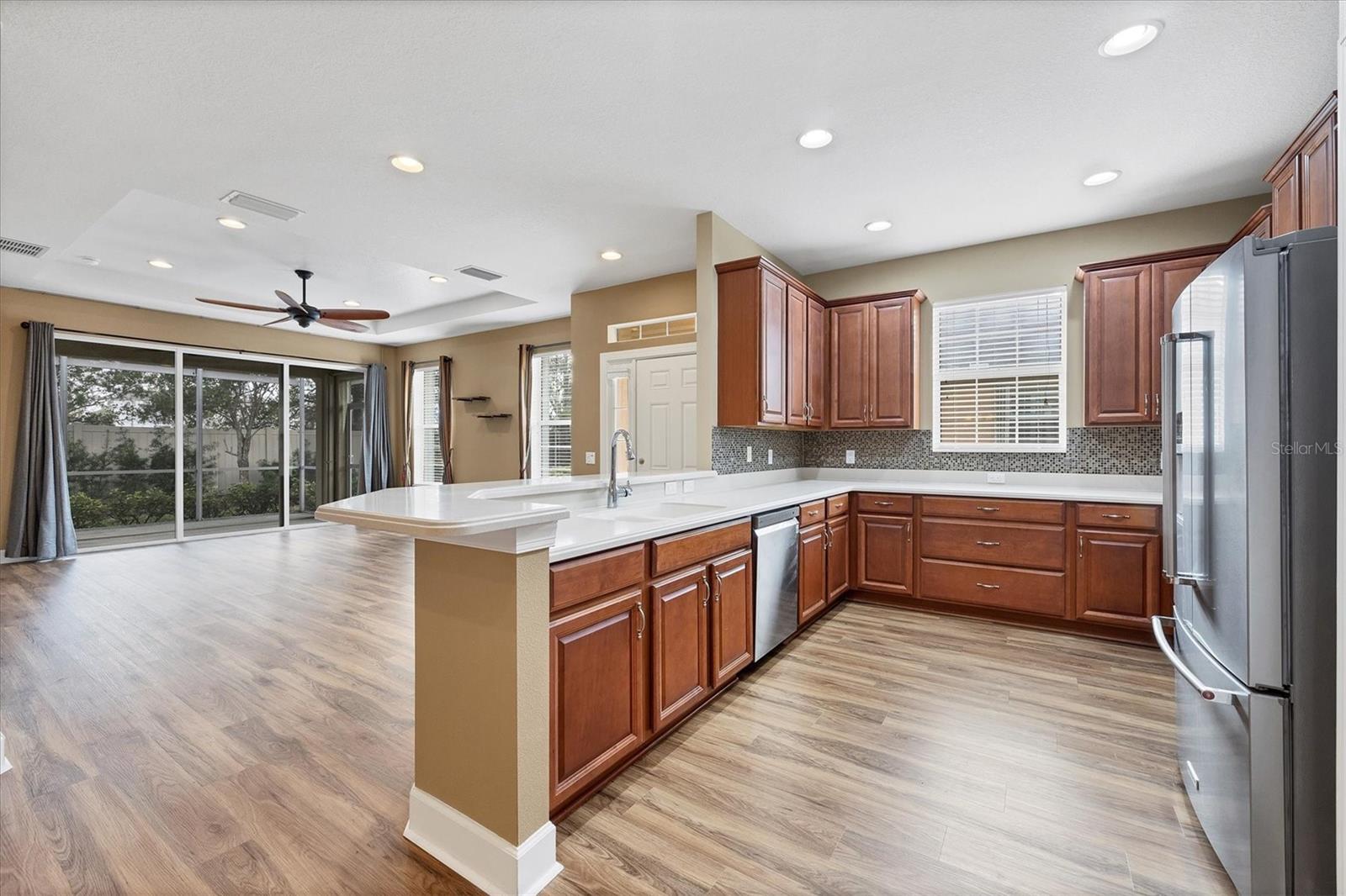 2520 TERRACINA DR, VENICE, FL — photo 8