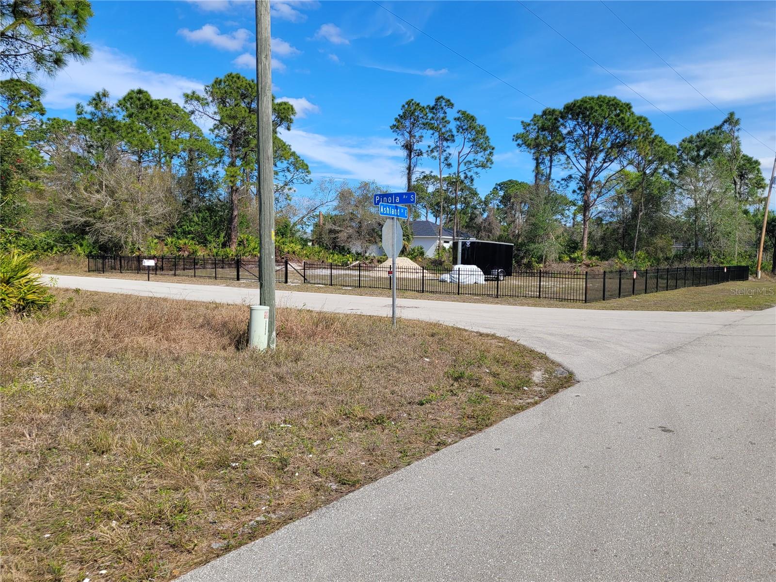 236 PINOLA AVE S, LEHIGH ACRES, FL — photo 3