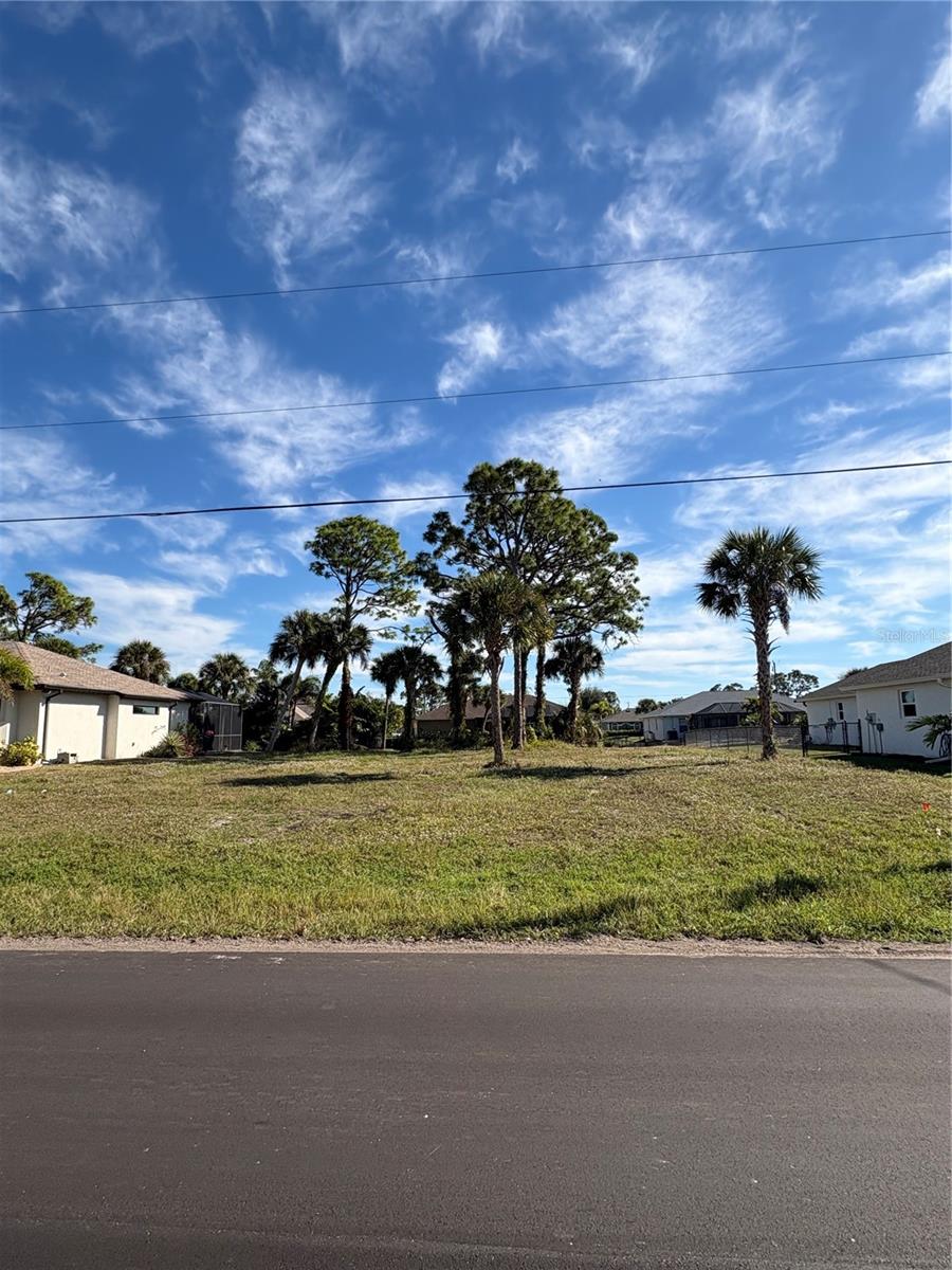 263 BROADMOOR LN, ROTONDA WEST, FL