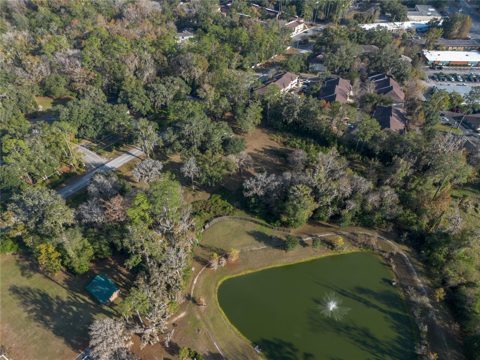 560 NW 39TH RD, GAINESVILLE, FL — photo 12
