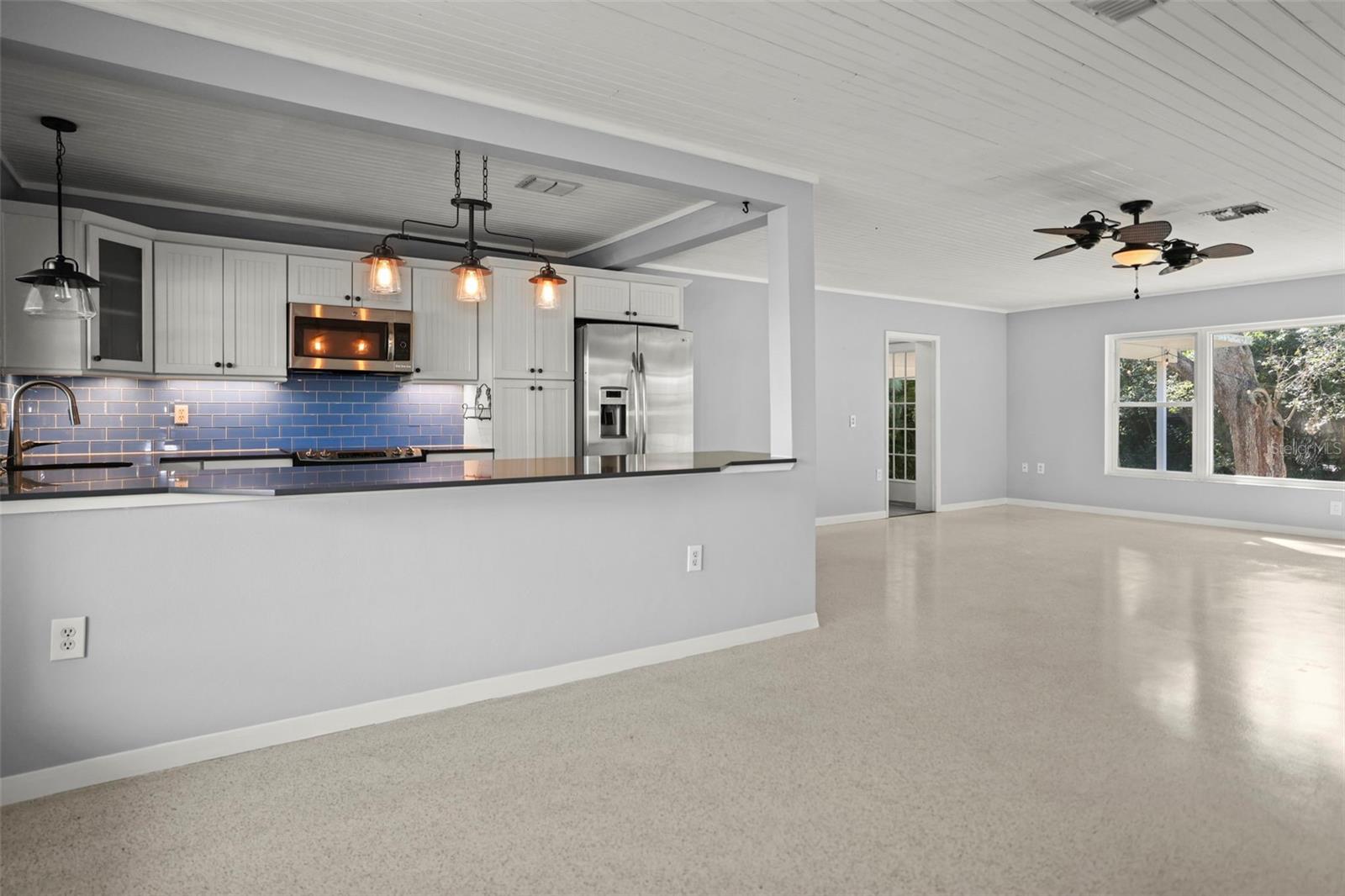 951 GREENWAY AVE, DUNEDIN, FL — photo 5