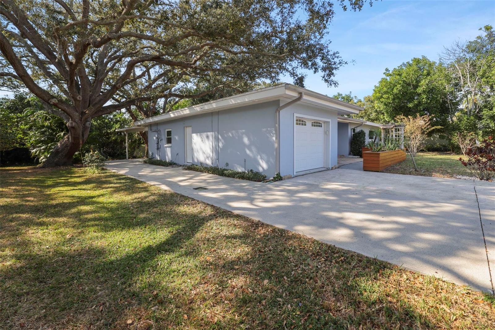 951 GREENWAY AVE, DUNEDIN, FL — photo 28
