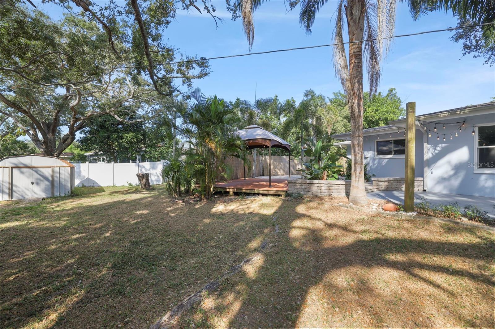 951 GREENWAY AVE, DUNEDIN, FL — photo 44