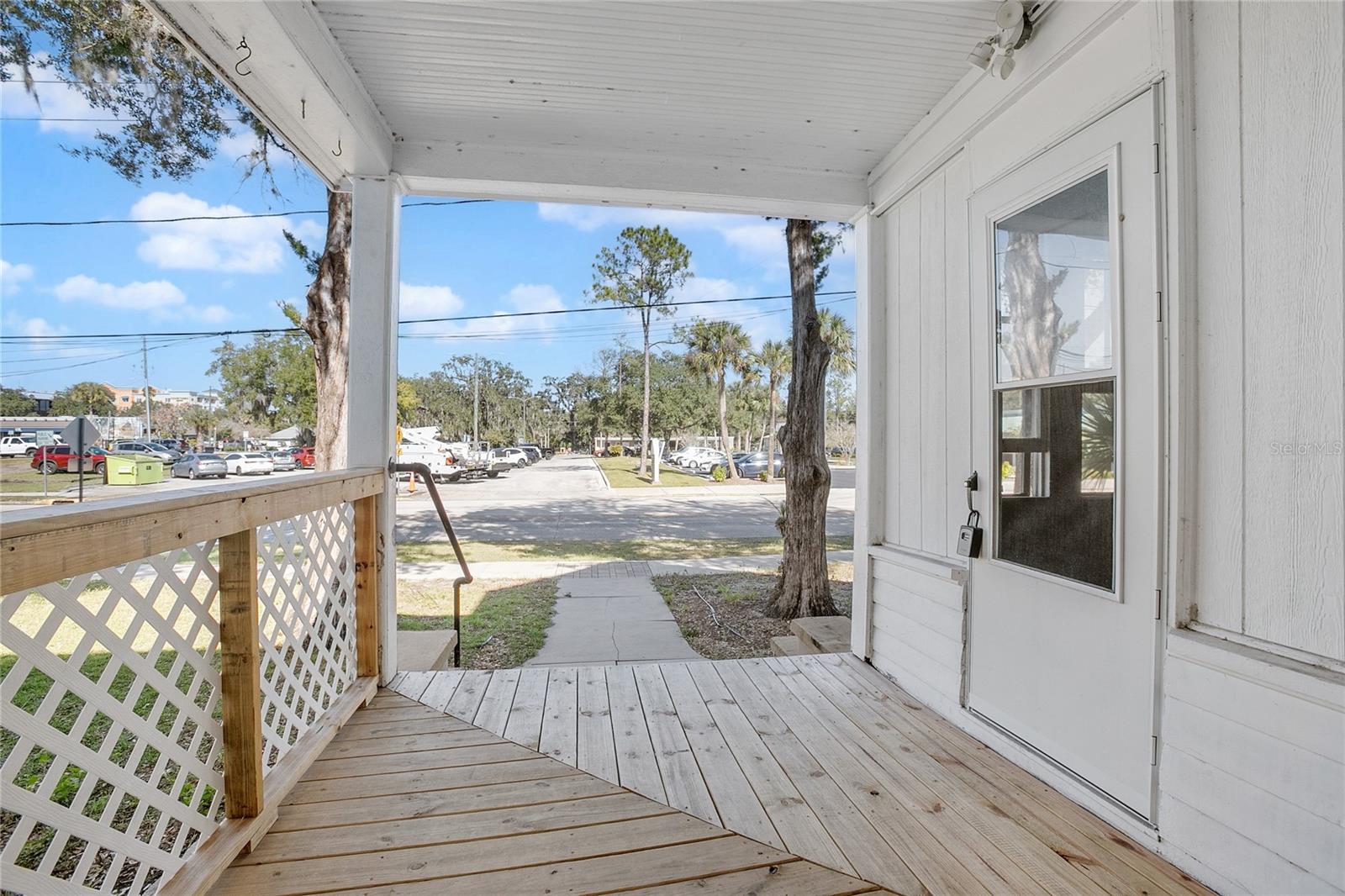128 E RICH AVE, DELAND, FL — photo 31