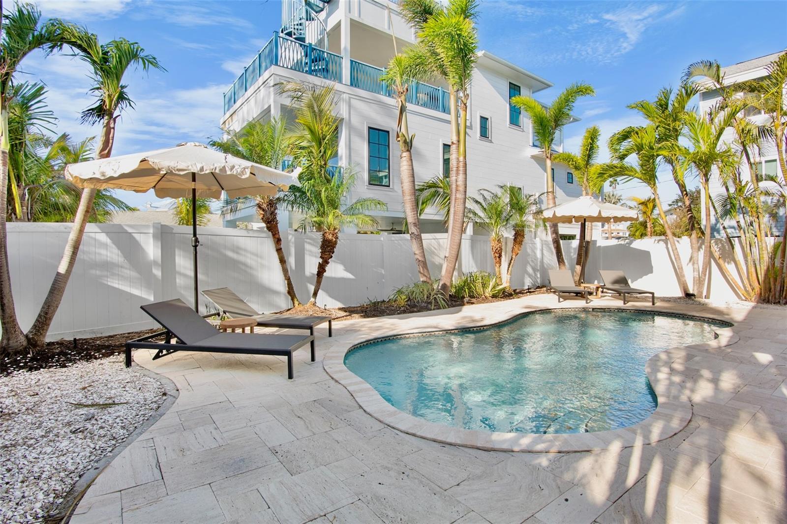 709 FERN ST, ANNA MARIA, FL — photo 3