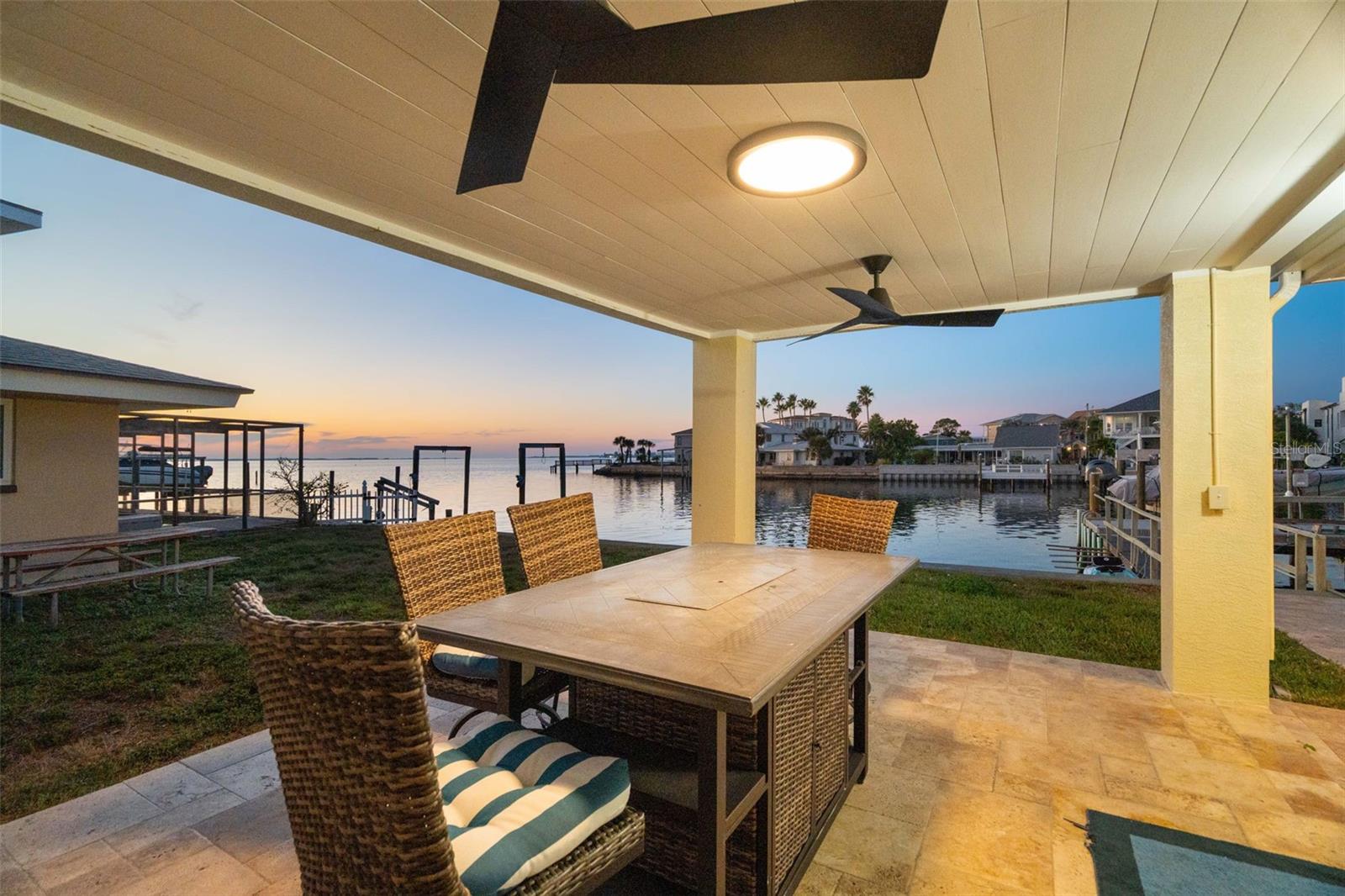 2288 EDYTHE DR, DUNEDIN, FL — photo 2
