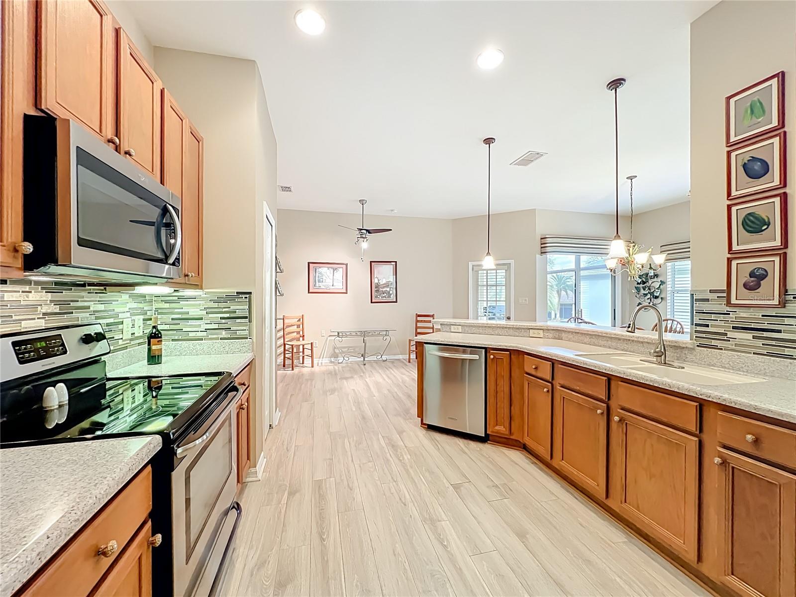 3425 MOUNT HOPE LOOP, LEESBURG, FL — photo 46