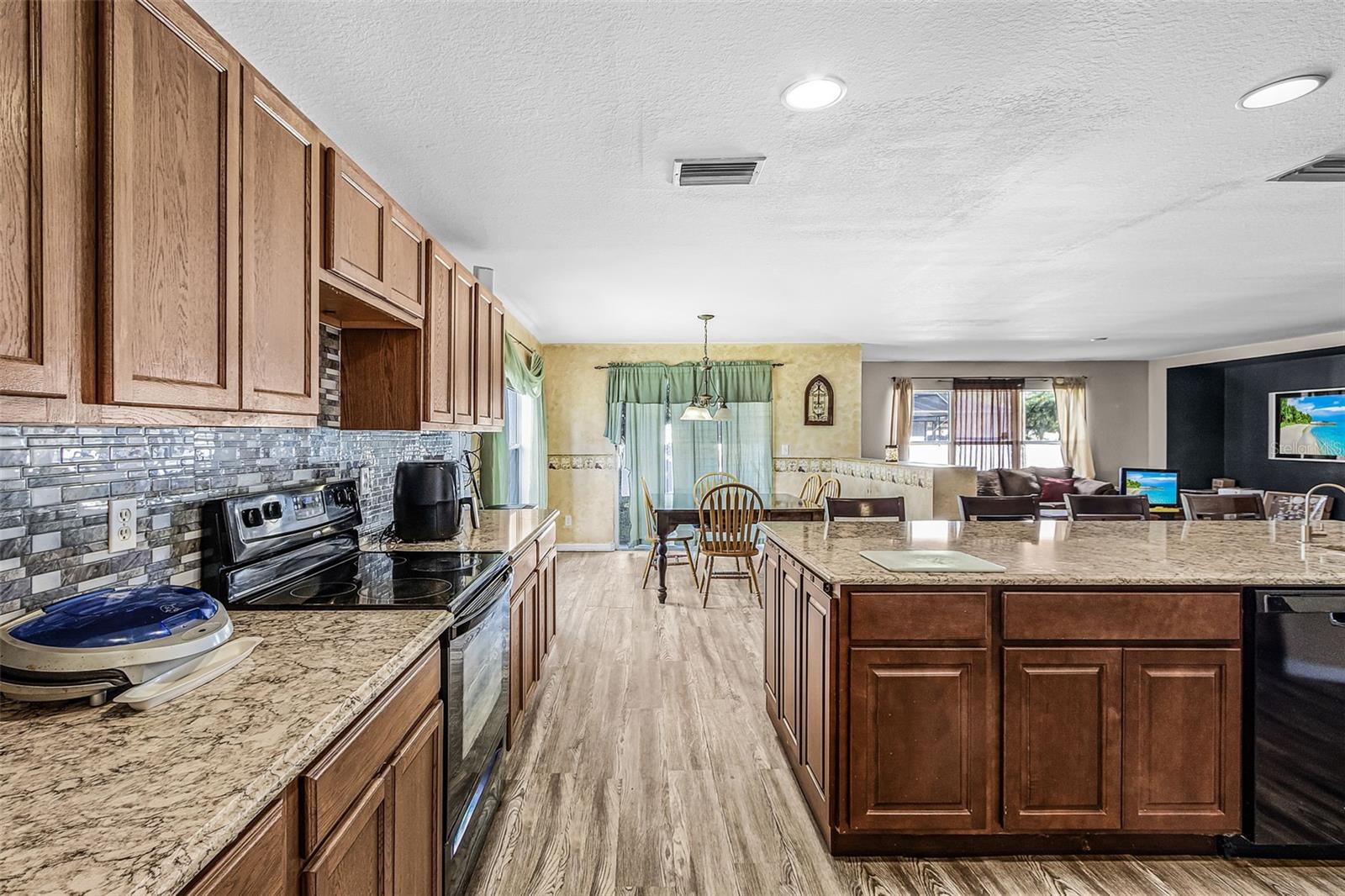 2496 WURTSMITH, NORTH PORT, FL — photo 21