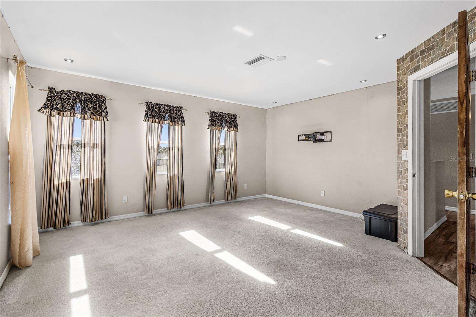 2496 WURTSMITH, NORTH PORT, FL — photo 26