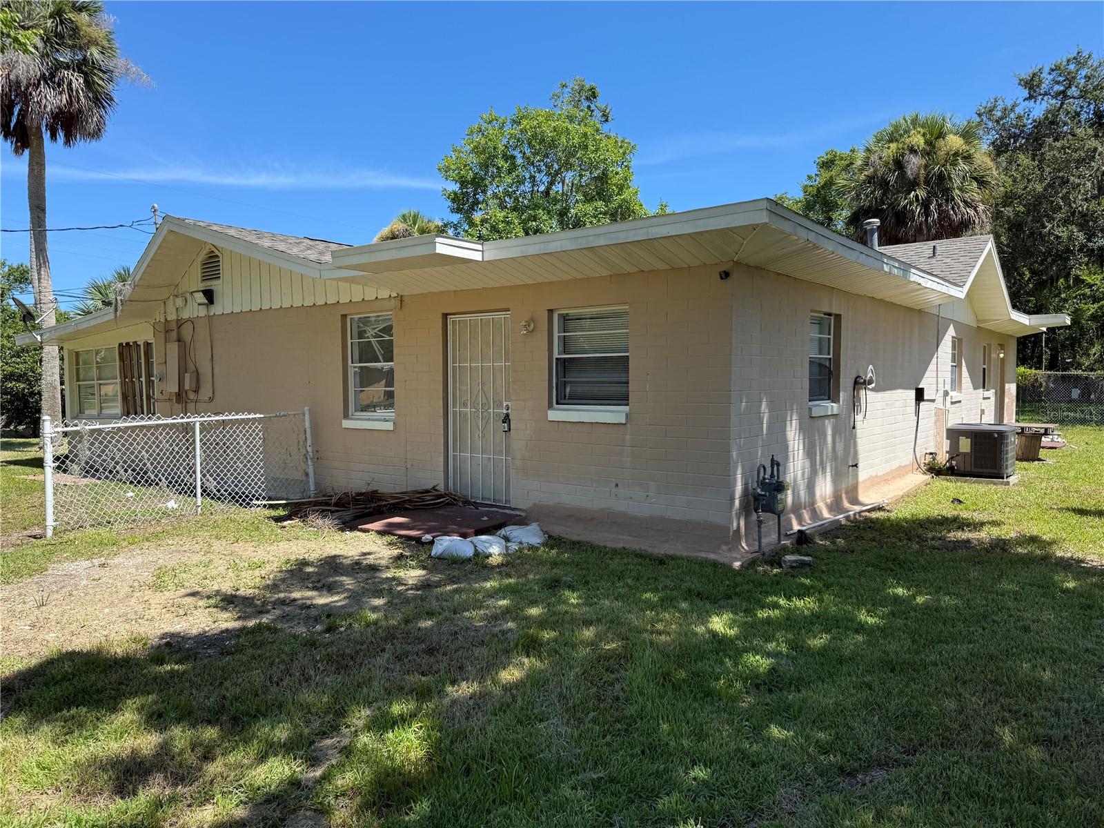416 S CAROLINE ST, DAYTONA BEACH, FL — photo 2
