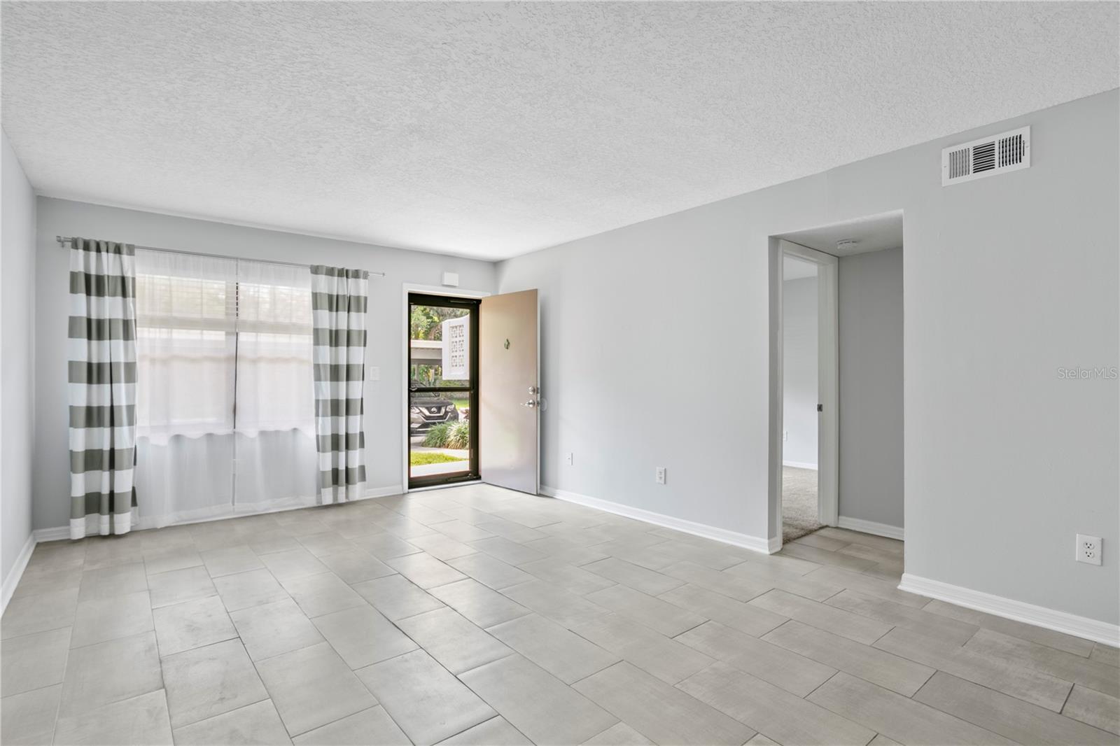 4920 LOCUST ST NE #115, ST PETERSBURG, FL — photo 3
