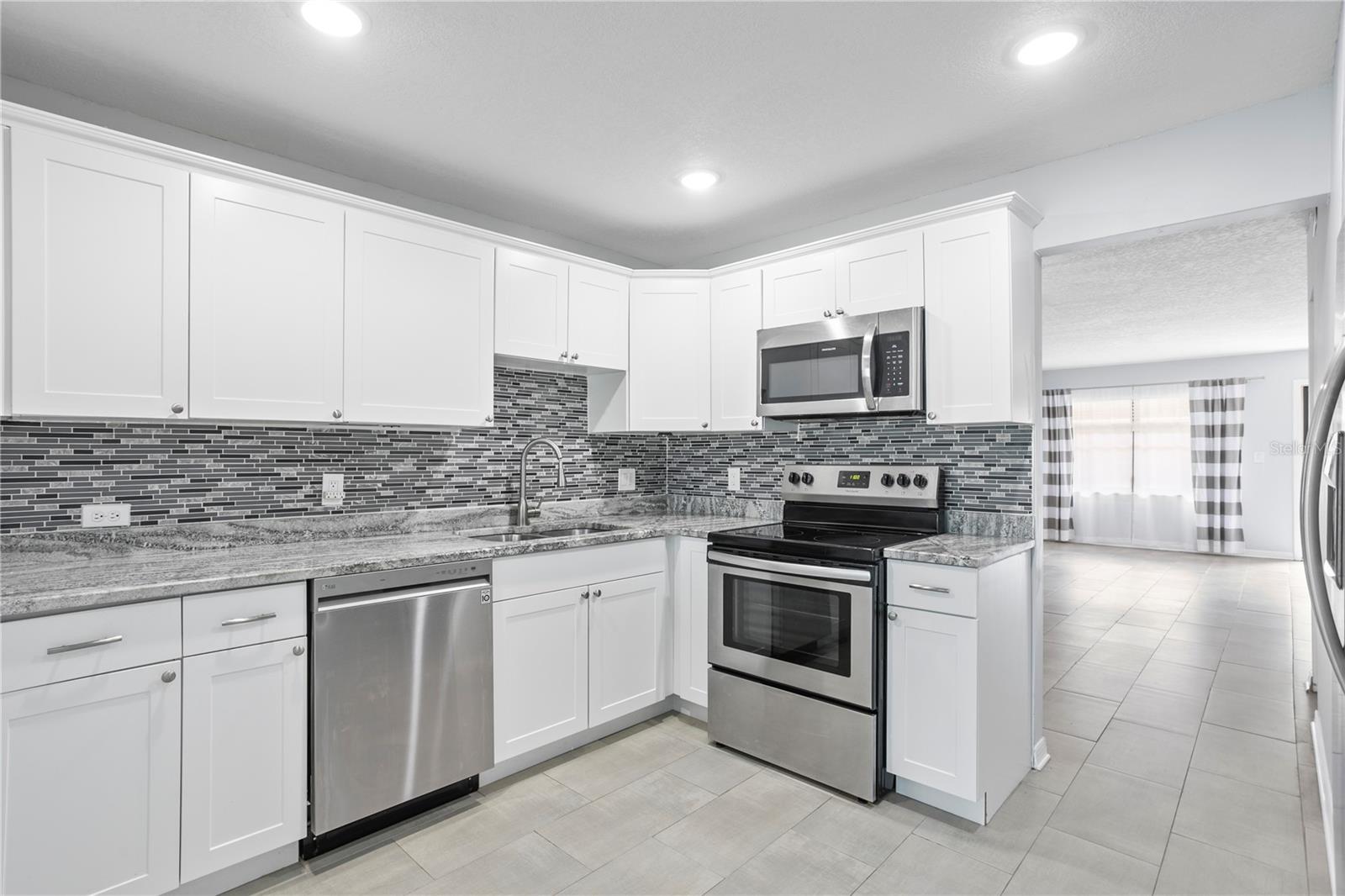 4920 LOCUST ST NE #115, ST PETERSBURG, FL — photo 8