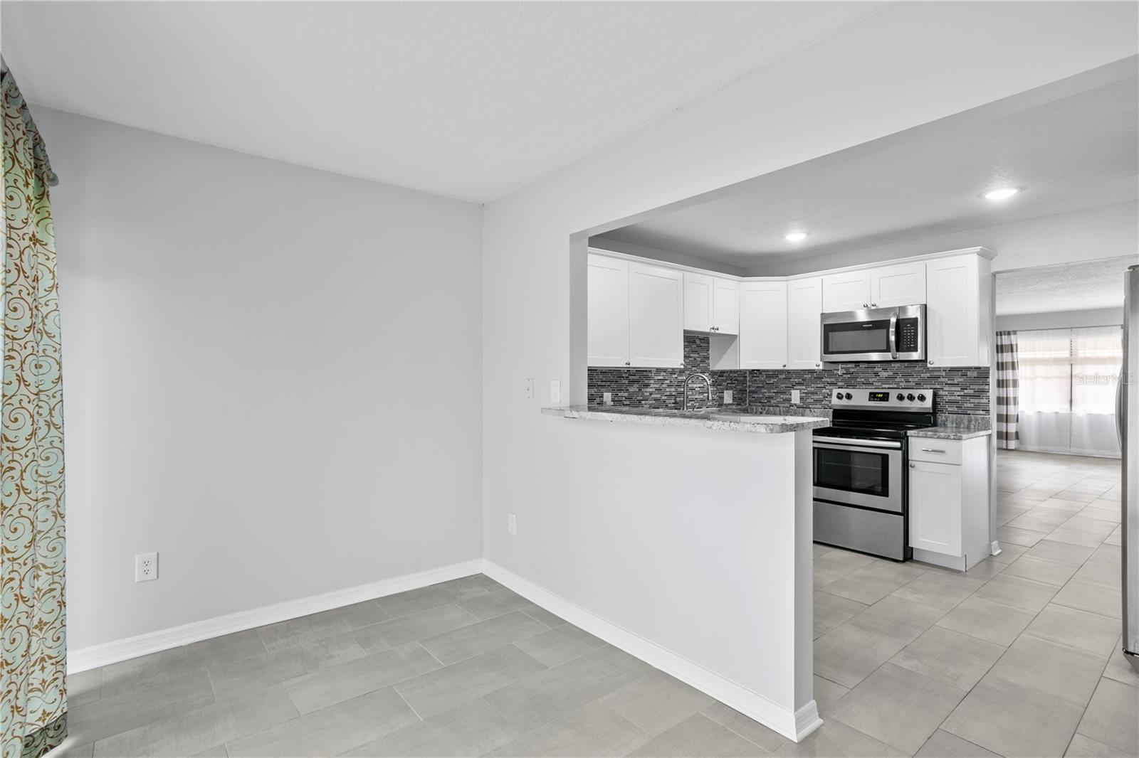 4920 LOCUST ST NE #115, ST PETERSBURG, FL — photo 11