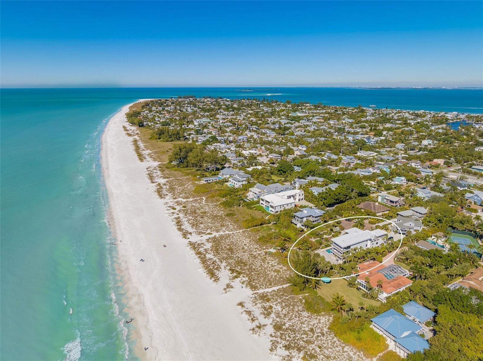104 SUNSET LN, HOLMES BEACH, FL — photo 4