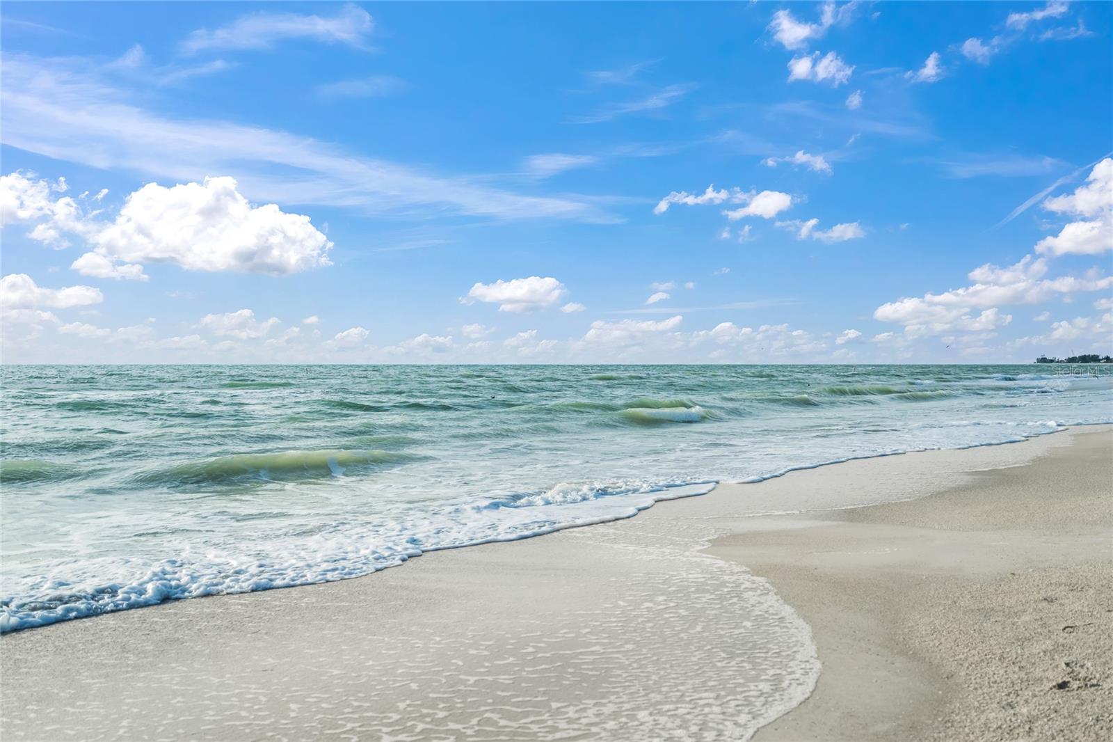 104 SUNSET LN, HOLMES BEACH, FL — photo 49