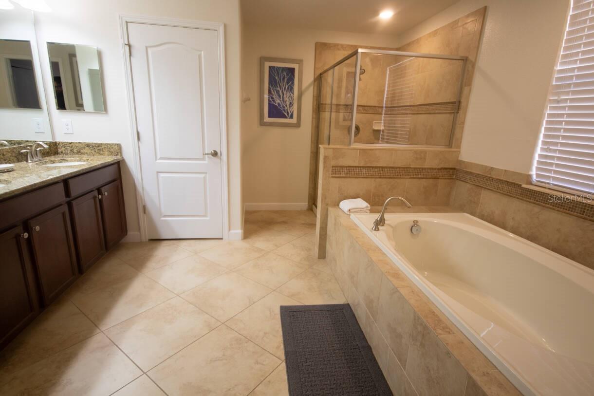 9162 WEDGE DR, DAVENPORT, FL — photo 28