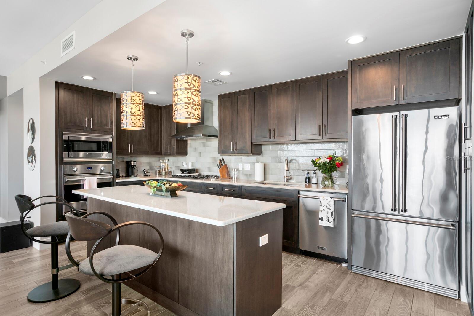 176 4TH AVE NE #1002, ST PETERSBURG, FL — photo 2