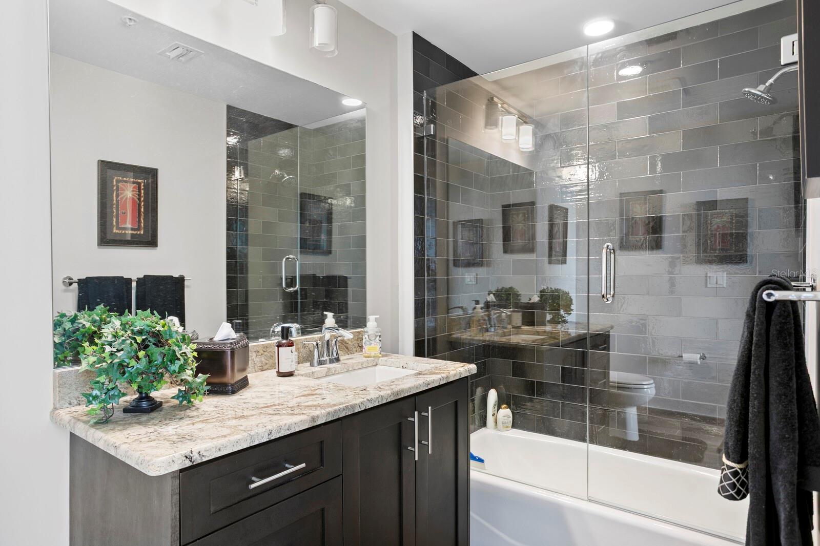 176 4TH AVE NE #1002, ST PETERSBURG, FL — photo 32