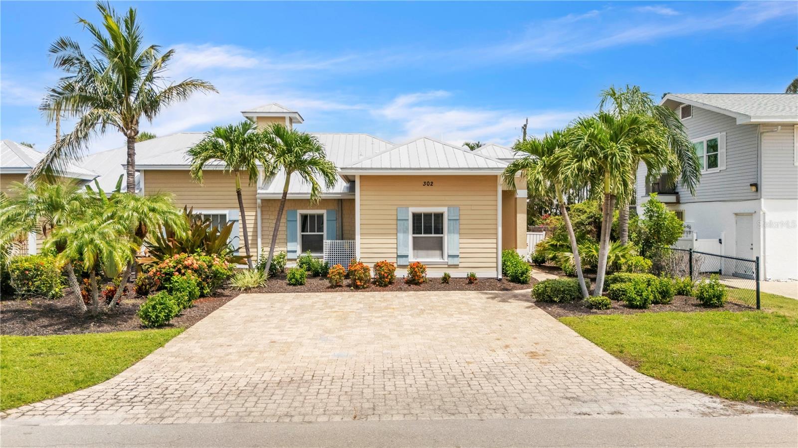 302 67TH ST, HOLMES BEACH, FL — photo 33