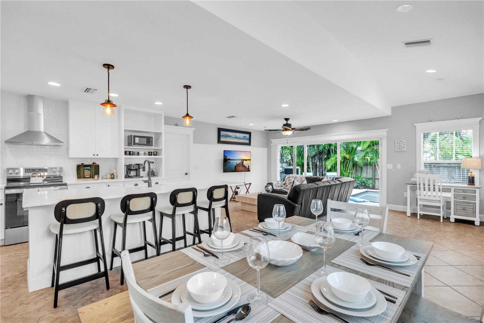 302 67TH ST, HOLMES BEACH, FL — photo 6