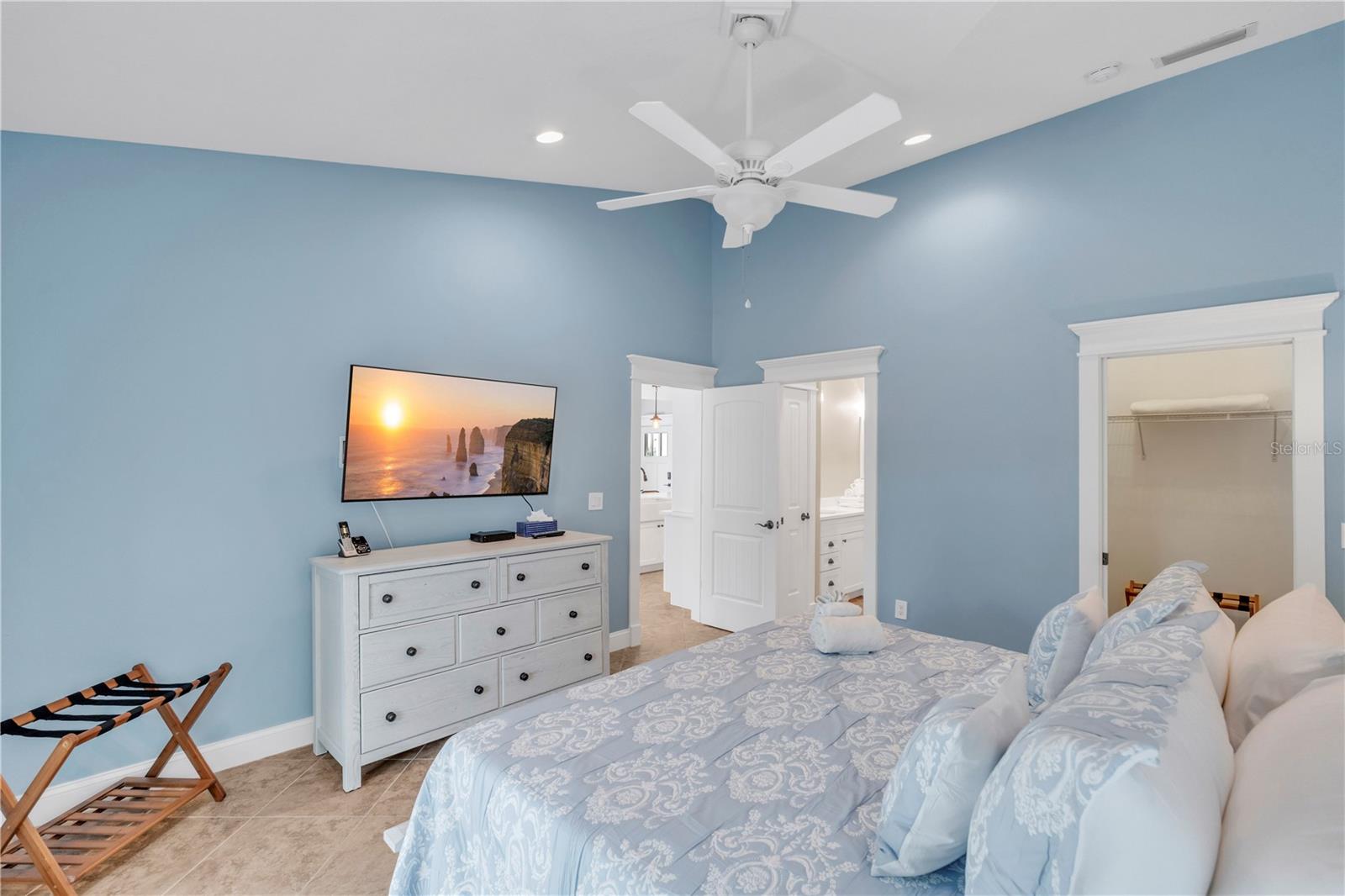 302 67TH ST, HOLMES BEACH, FL — photo 19
