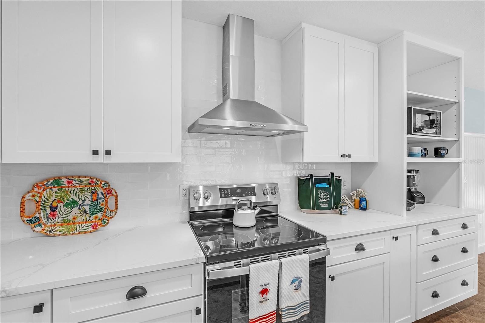 302 67TH ST, HOLMES BEACH, FL — photo 7