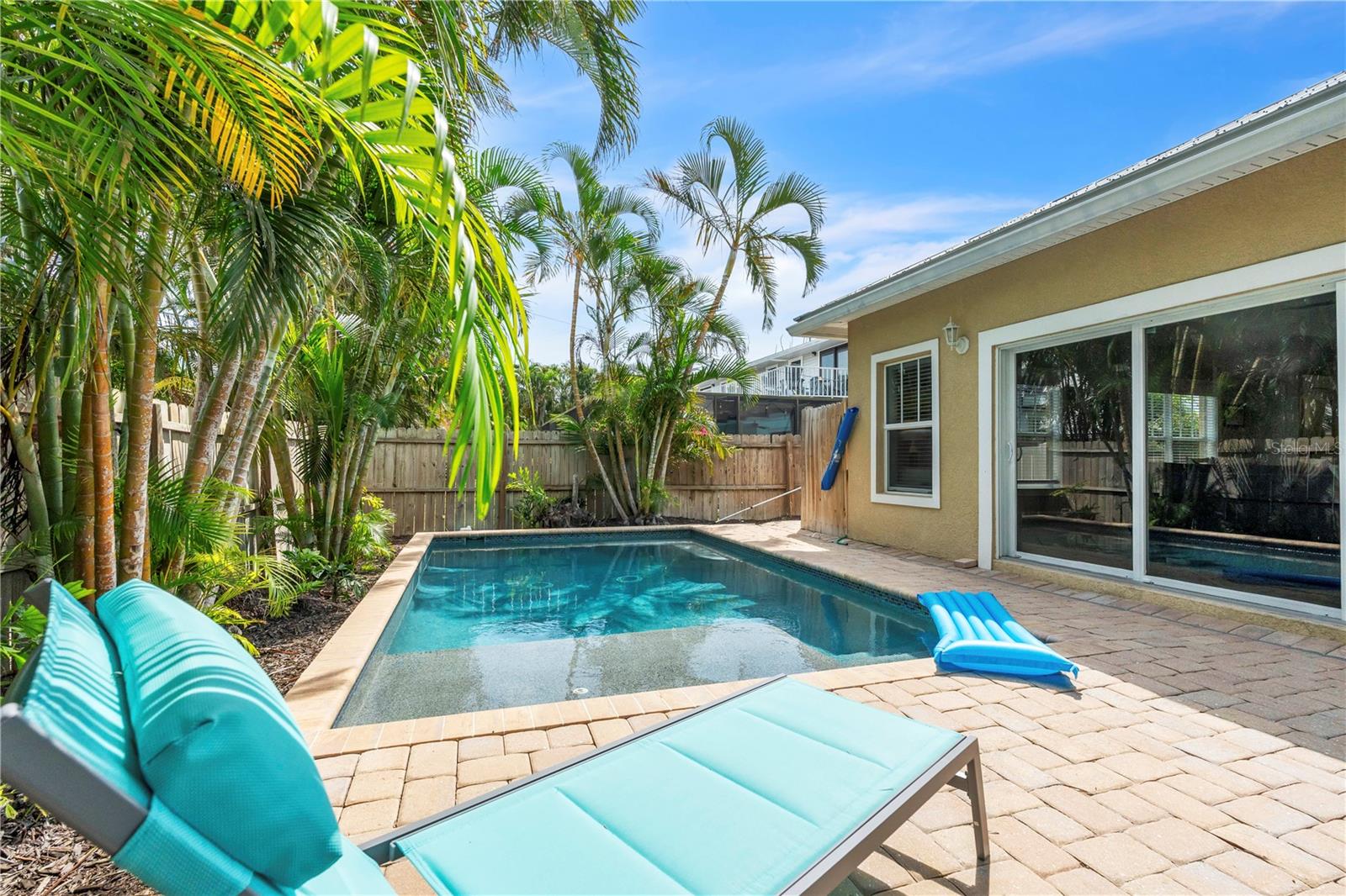 302 67TH ST, HOLMES BEACH, FL