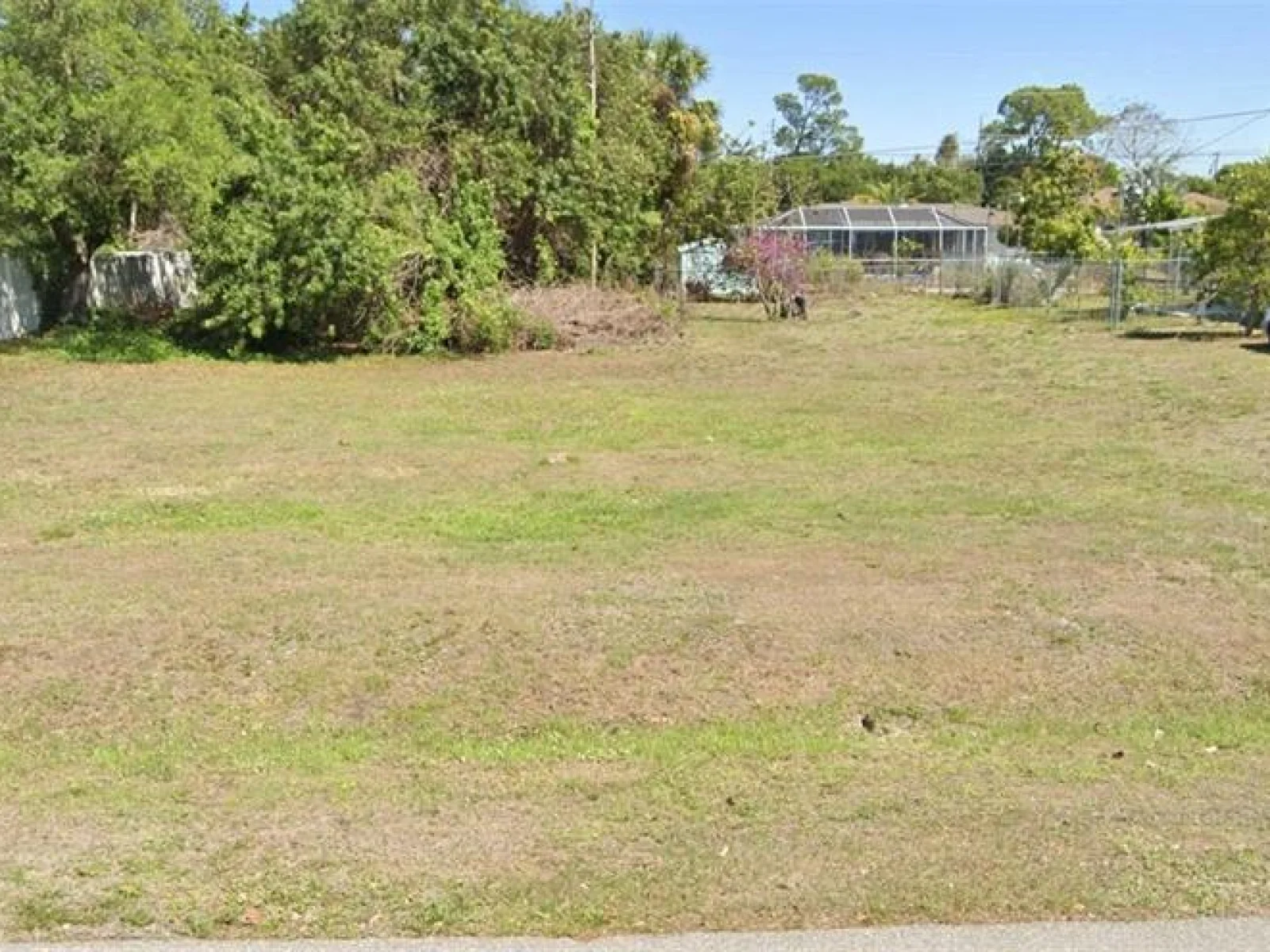 629 GAINES ST, PORT CHARLOTTE, FL — photo 2