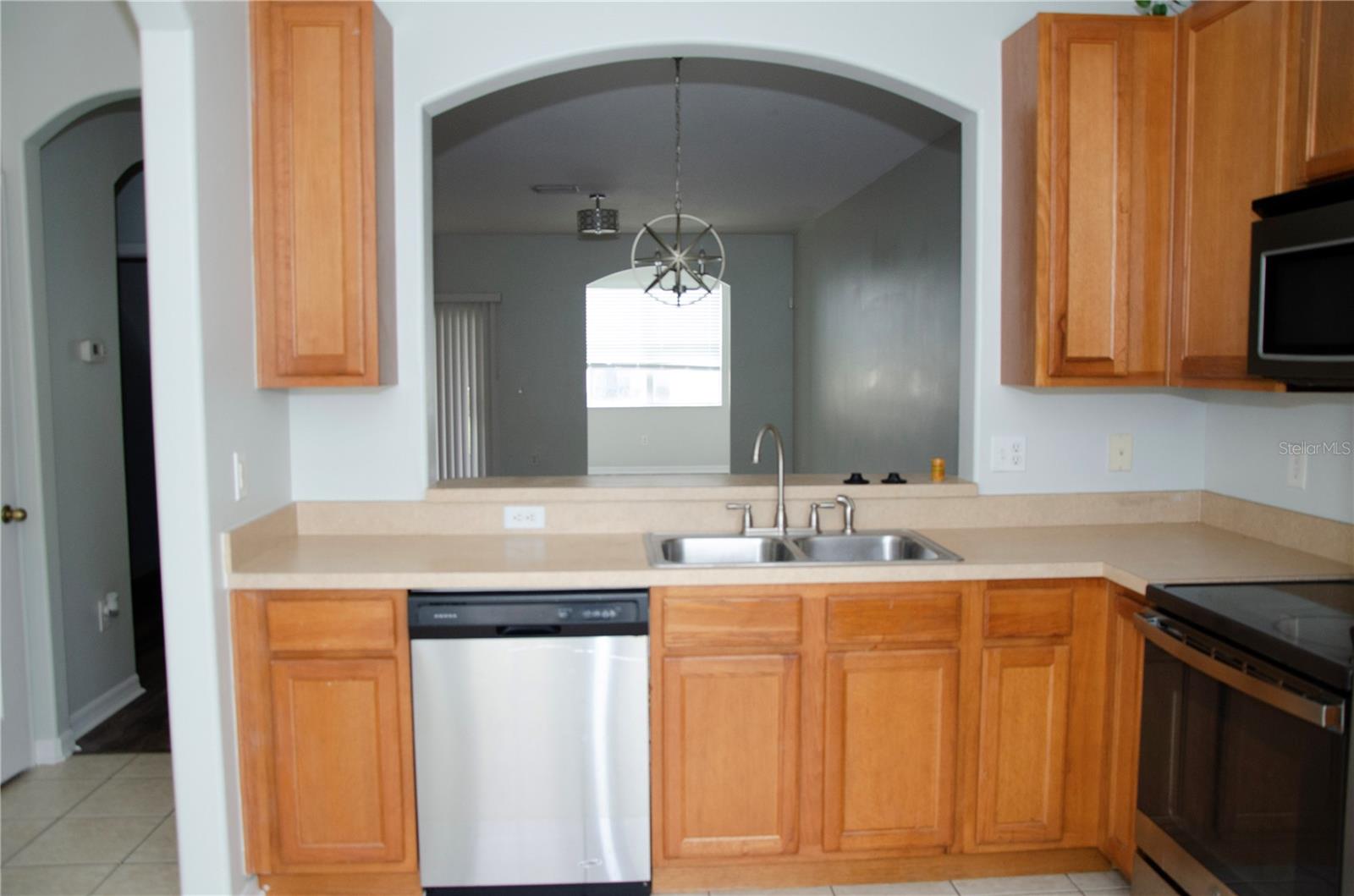 30352 ELDERWOOD DR, WESLEY CHAPEL, FL — photo 4