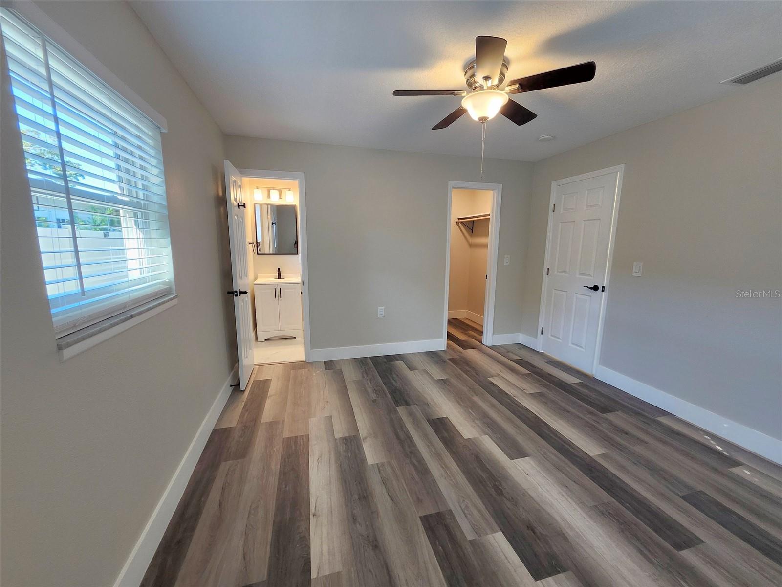 1818 SHORE ACRES BLVD NE, ST PETERSBURG, FL — photo 13