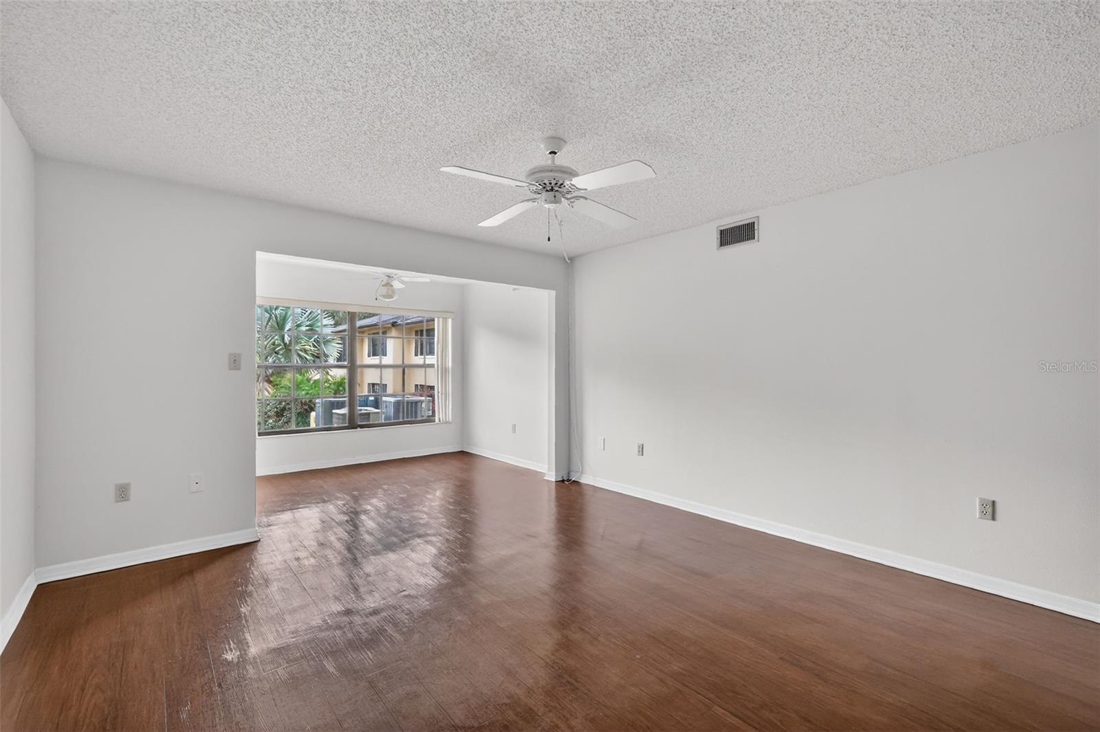110 N TREMAIN ST #105, MOUNT DORA, FL — photo 20