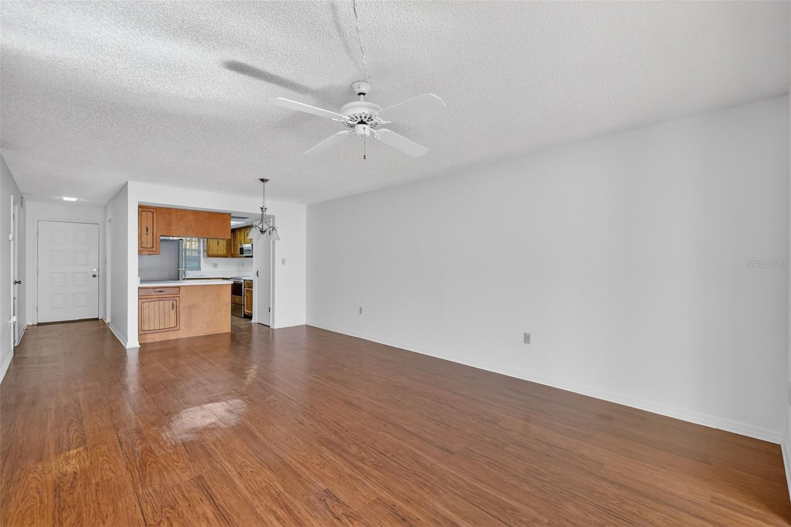 110 N TREMAIN ST #105, MOUNT DORA, FL — photo 23