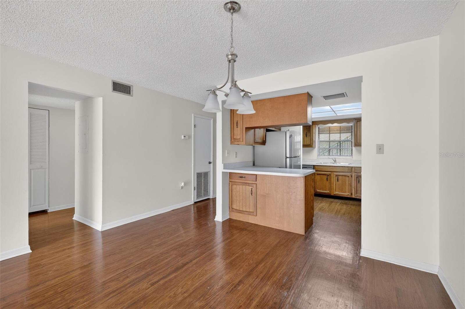 110 N TREMAIN ST #105, MOUNT DORA, FL — photo 36