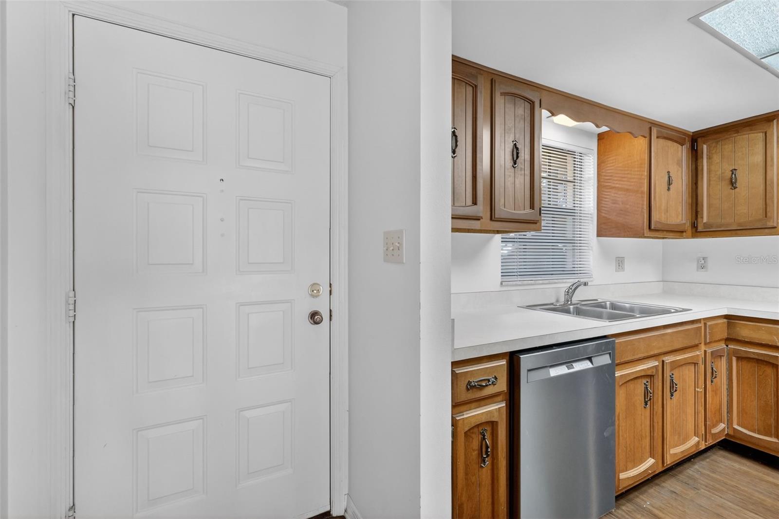 110 N TREMAIN ST #105, MOUNT DORA, FL — photo 38